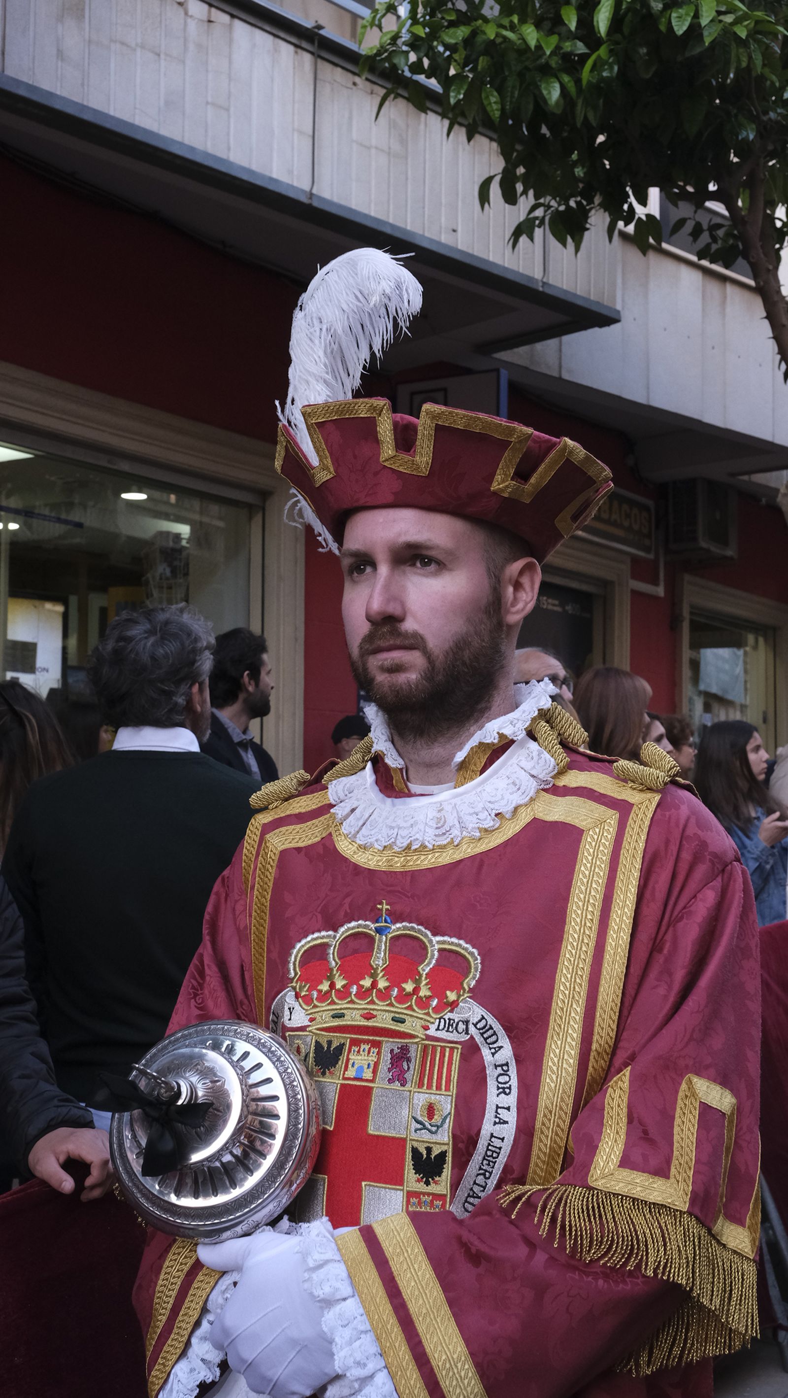 Procesión del Santo Entierro en Almería, en imágenes