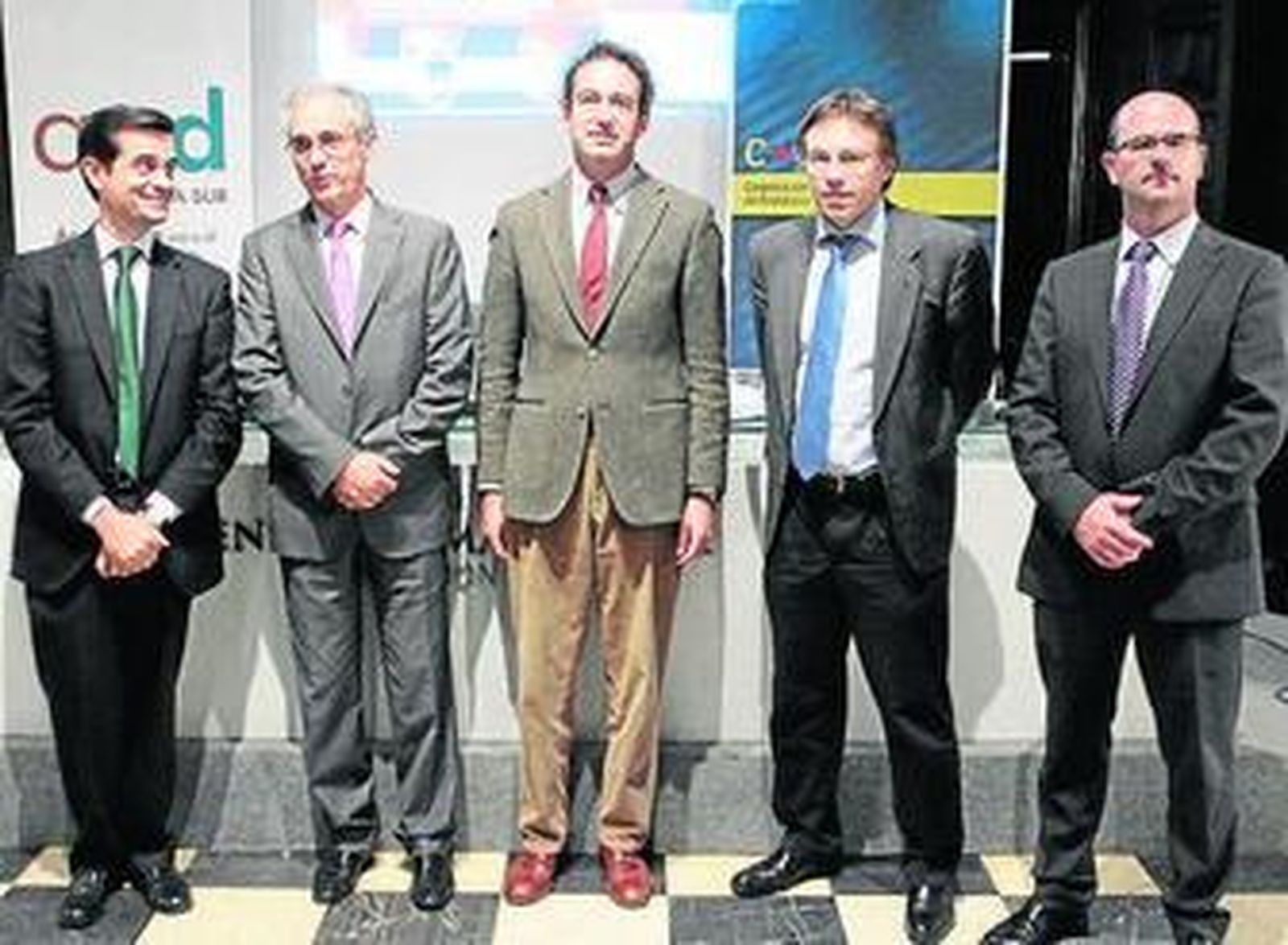 Rafael López Relimpio, director de Internacional de Herba; Elías Atienza, director general de CTA; Felipe Medina, director de APD Zona Sur; Ángel Cebolla, presidente de Biomedal; y Gerardo Jiménez, director técnico de CTA.
