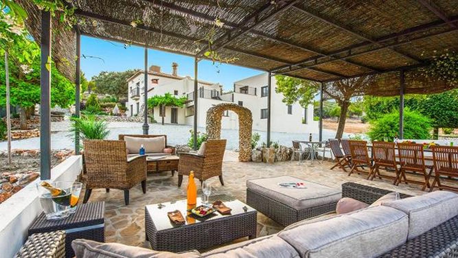 Exteriores de la casa rural Pura Vida