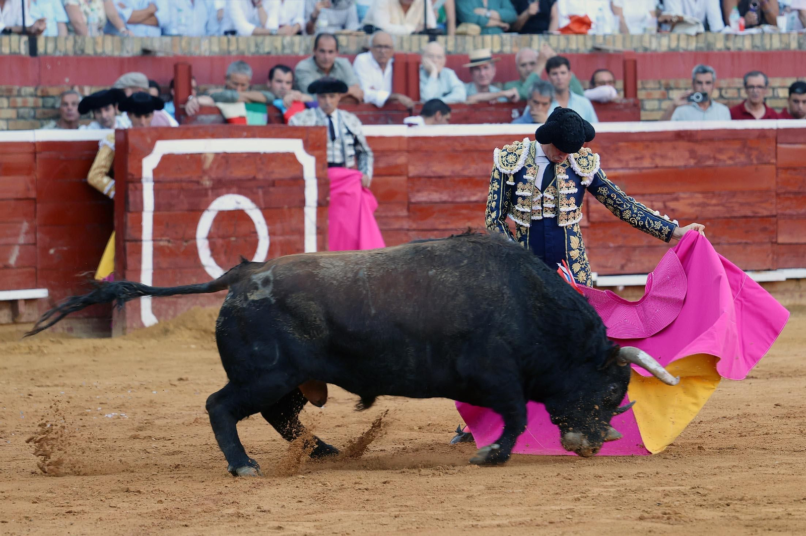 Toros La Merced 2025: Imágenes de la Corrida de Toros de Morante de la Puebla, Daniel Luque y Juan Ortega