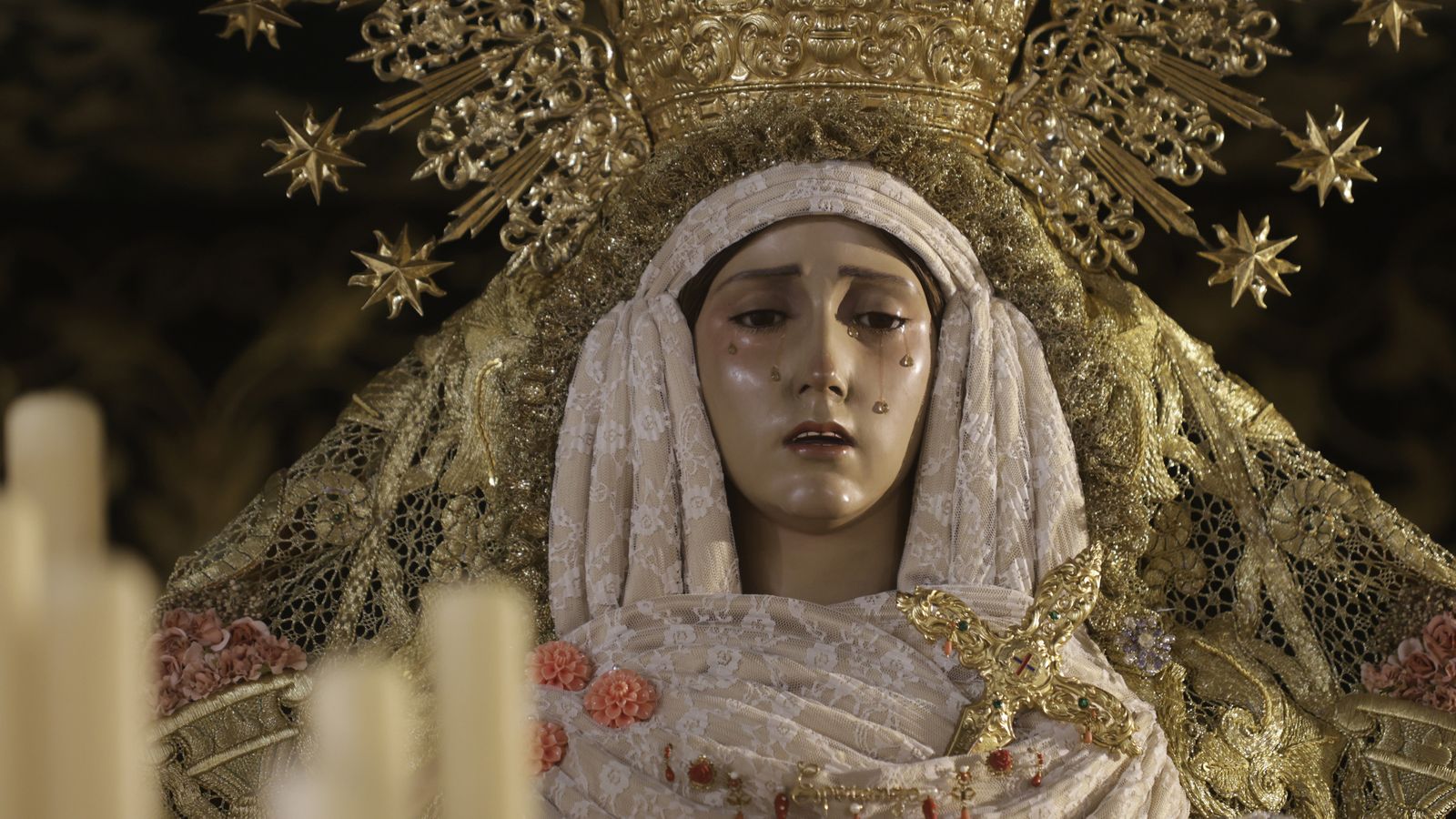 Preparativos en las iglesias de Algeciras para la Magna Mariana, en imágenes