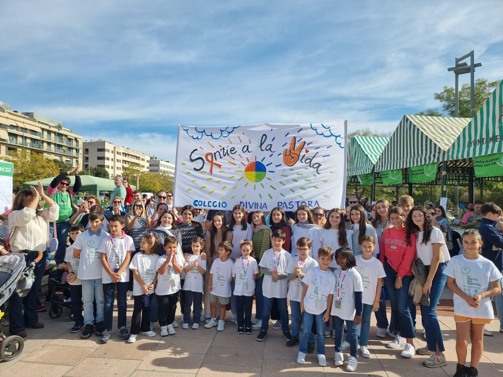 Las mejores imágenes de la Marcha contra el cáncer en Córdoba