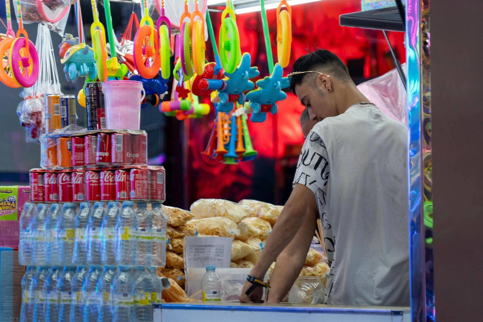 Colombinas 2025: Imágenes del ambiente el primer día de las Fiestas Colombinas