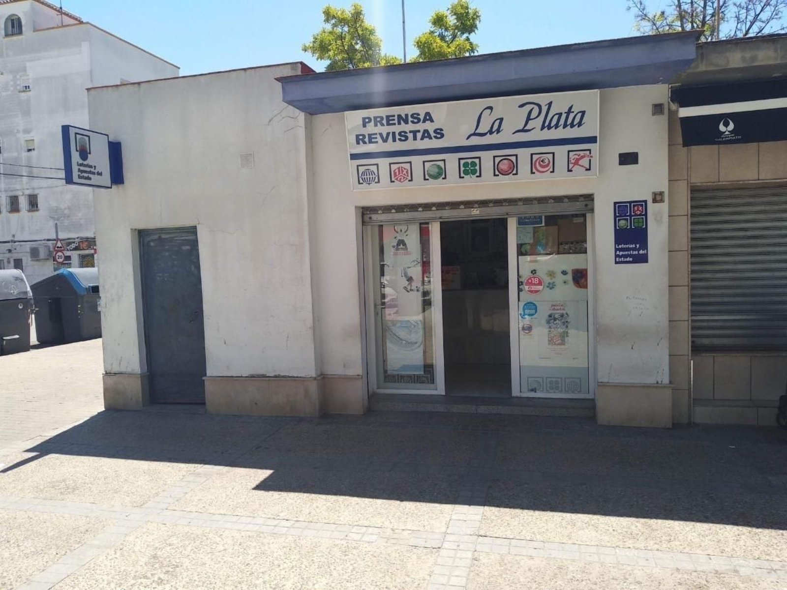 Despacho receptor  Nº 42.055 ubicada en la plaza de la Constitución en la barriada de La Plata de Jerez