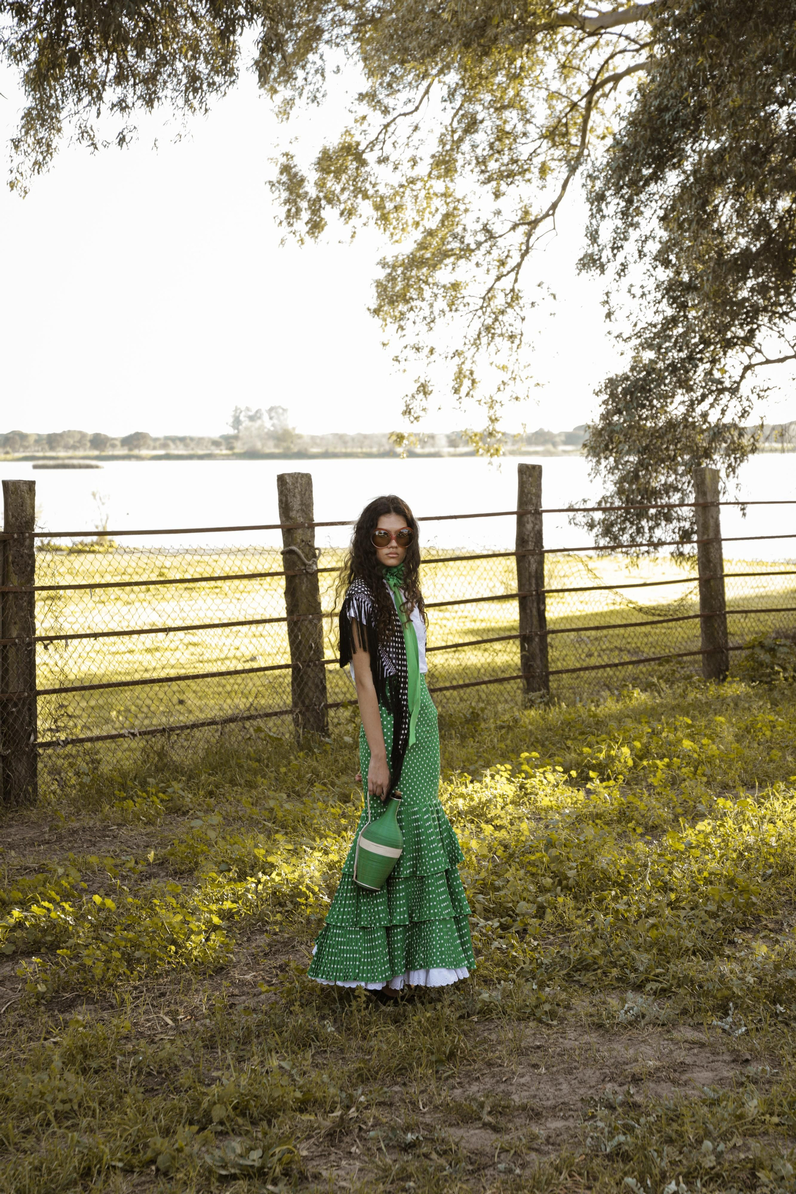 El Rocío 2023: Así es la nueva colección de moda flamenca de Gil Ortiz