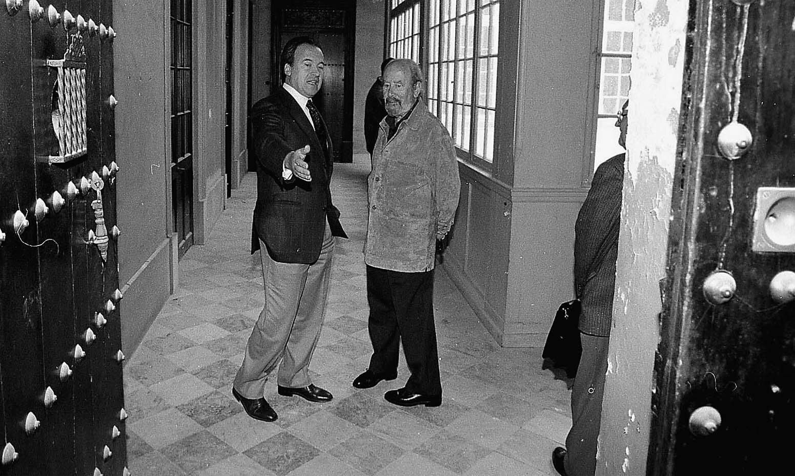 La vida de Caballero Bonald, en imágenes