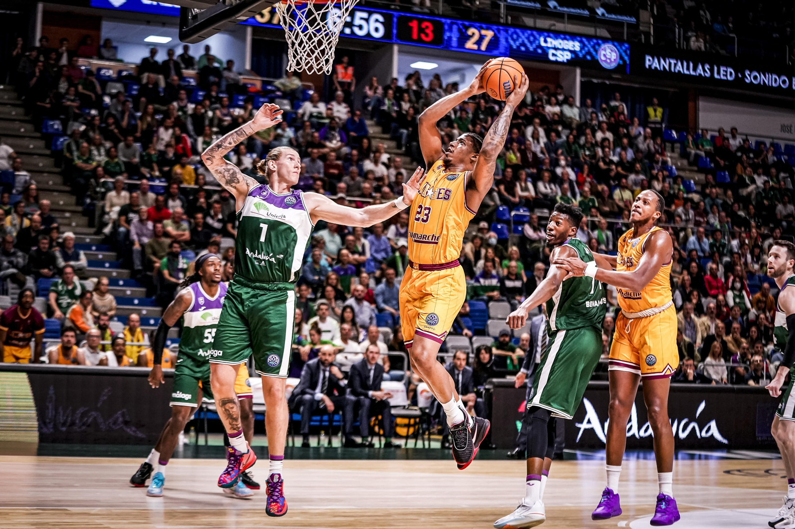 Las fotos del Unicaja-Limoges