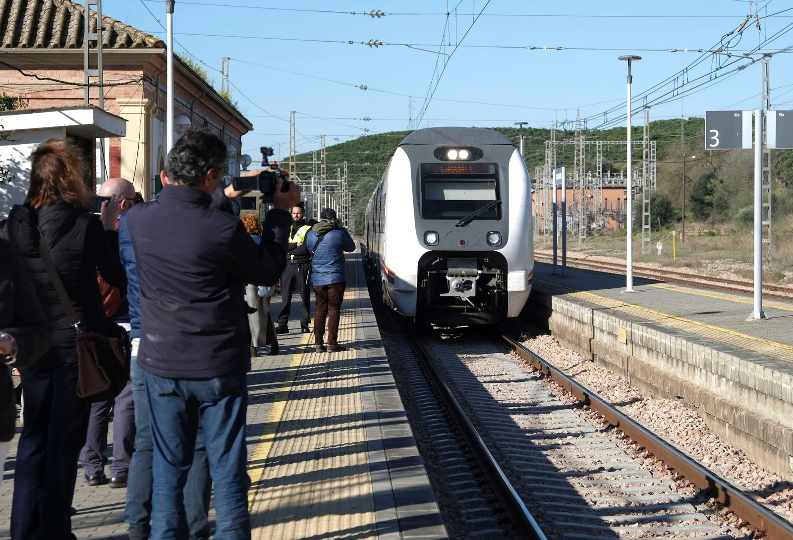 Así ha sido el primer viaje del Cercanías del Valle del Guadalquivir, en fotos