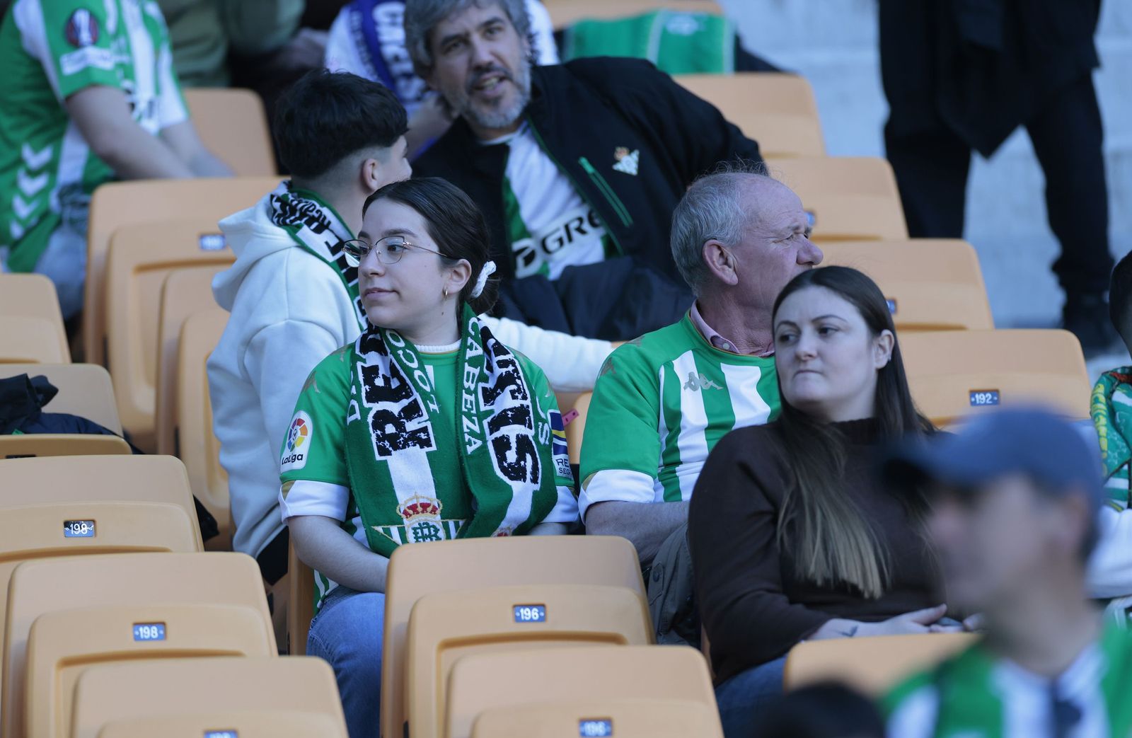Búscate en las fotos del Betis - Rayo