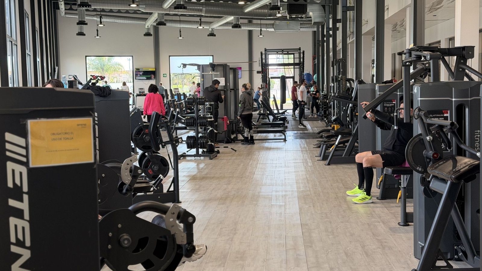 Interior del gimnasio.