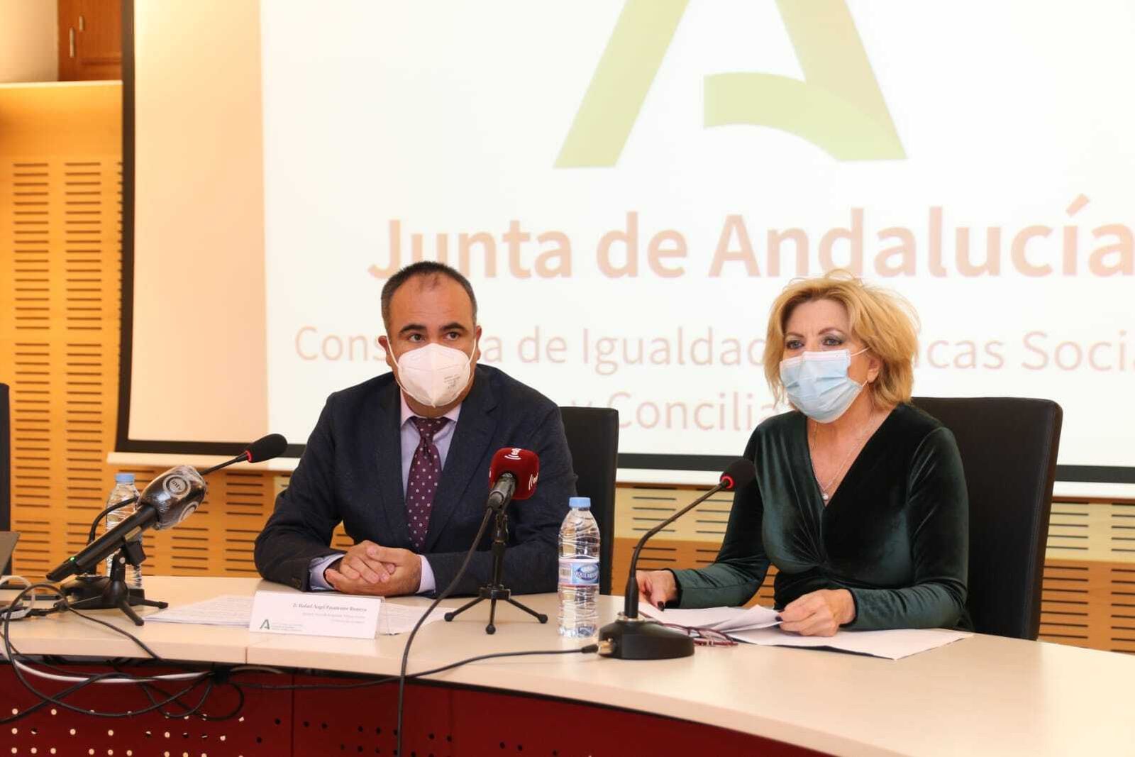 El delegado de Igualdad durante la rueda de prensa de balance de los dos años de legislatura.