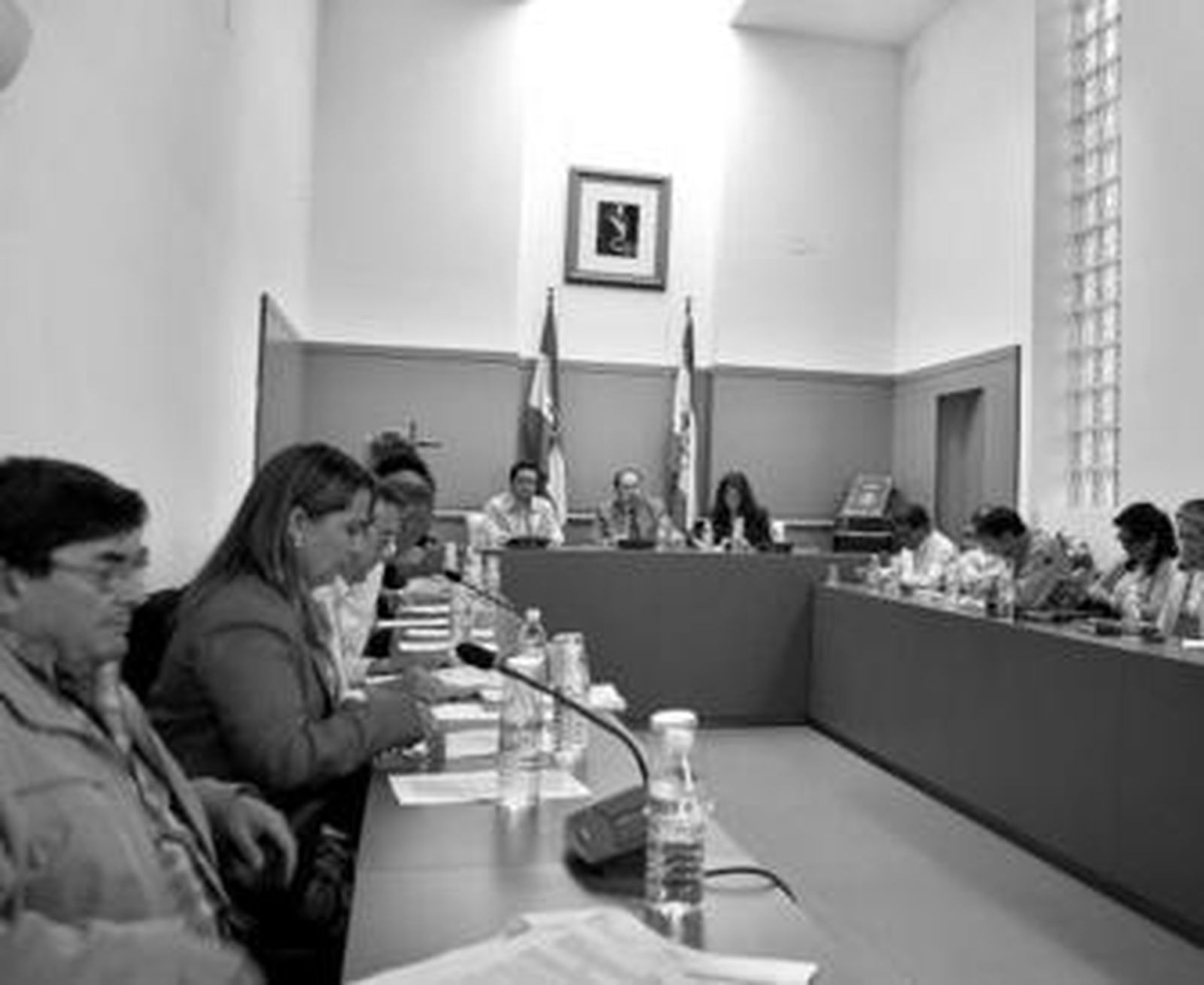 Un detalle del plenario baenense, durante la votación de anoche.