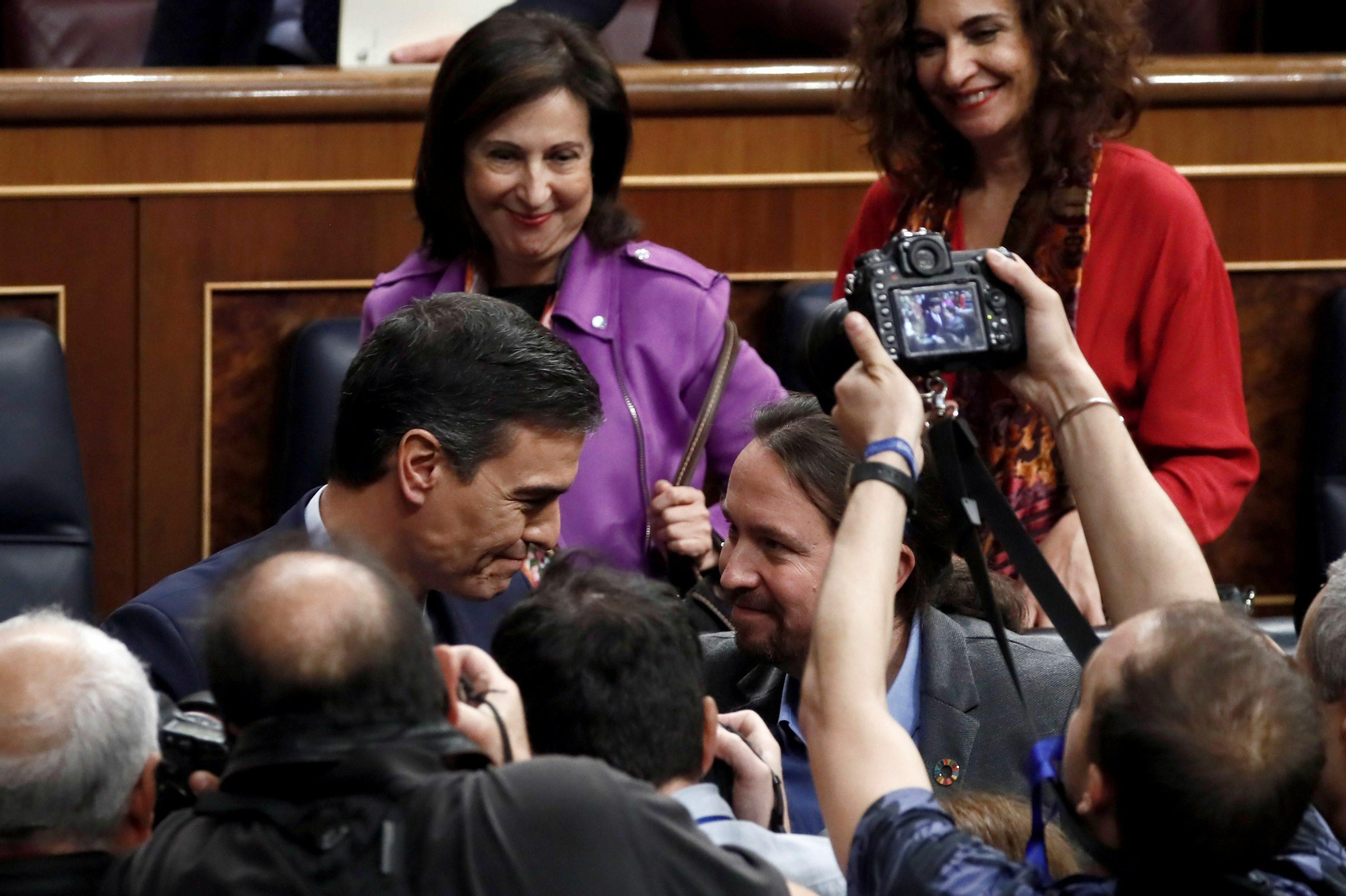 El debate de investidura de Pedro Sánchez, en imágenes