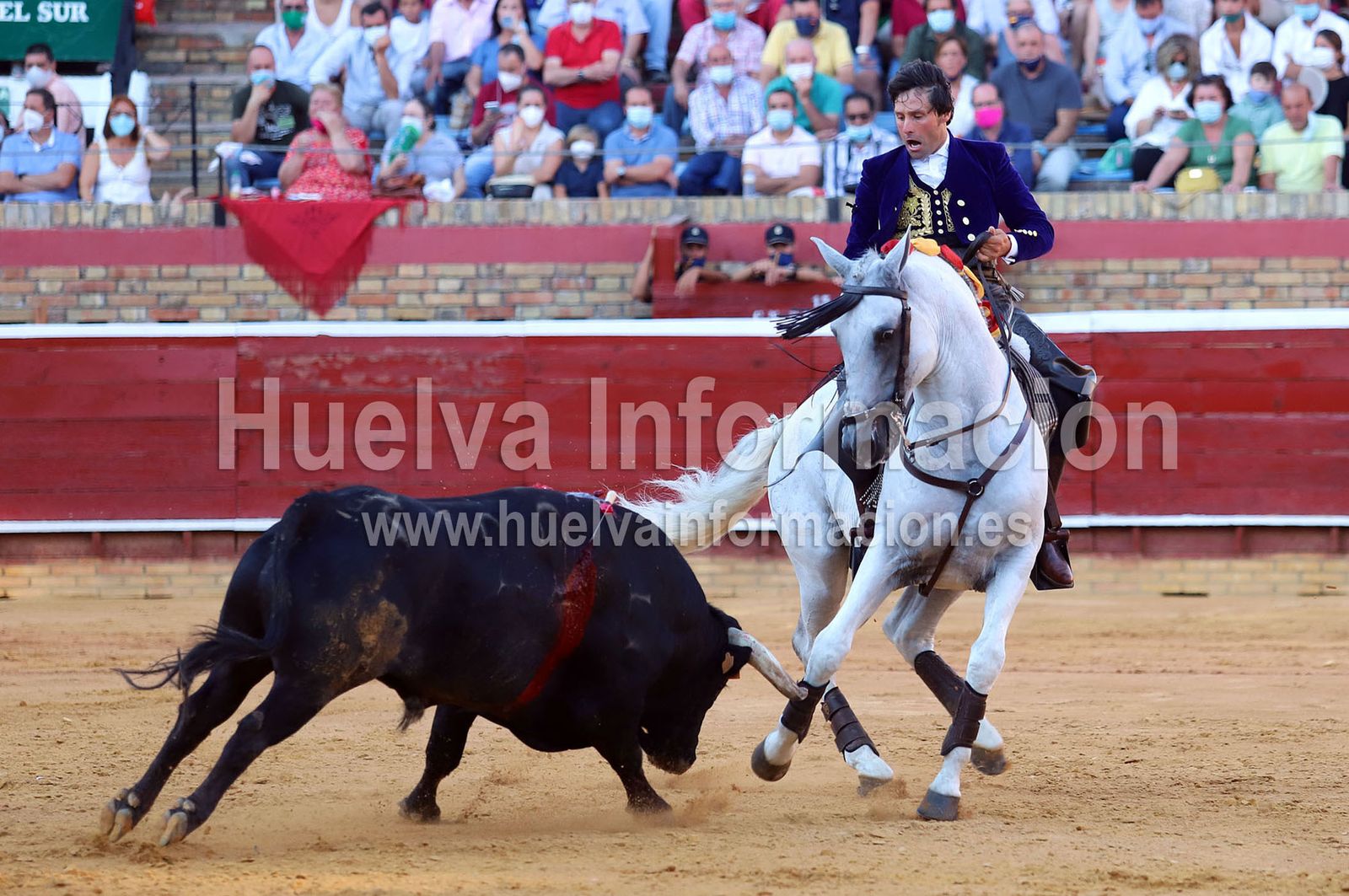 Las imágenes más destacadas de la corrida de toros del 3 de agosto en la plaza de toros de Huelva "La Merced"