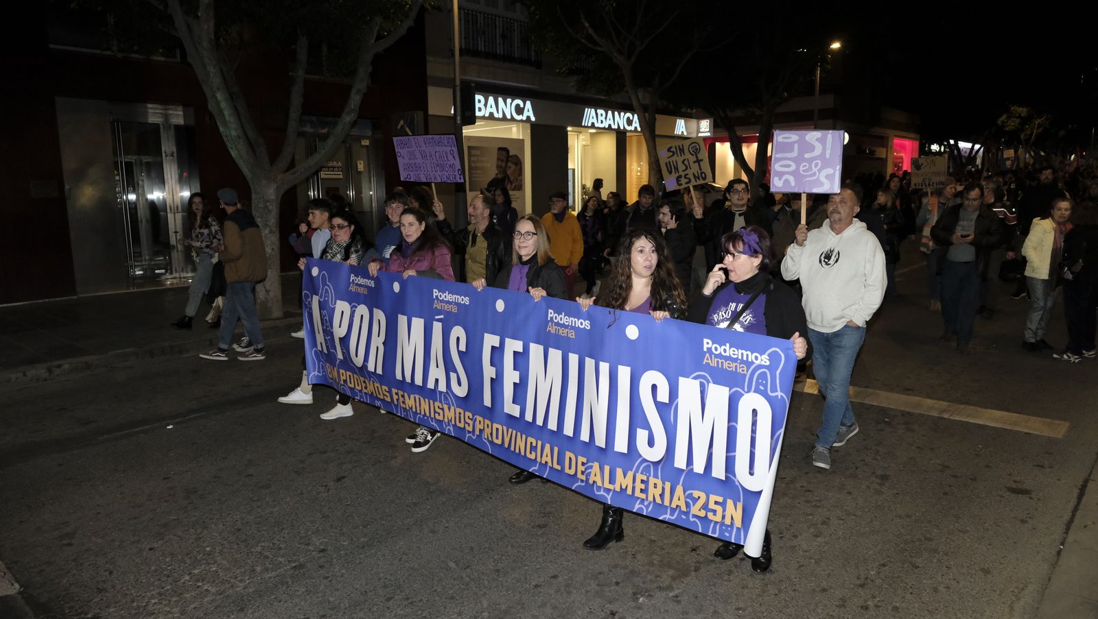 Imágenes de las manifestaciones por el Día de la Mujer en Almería