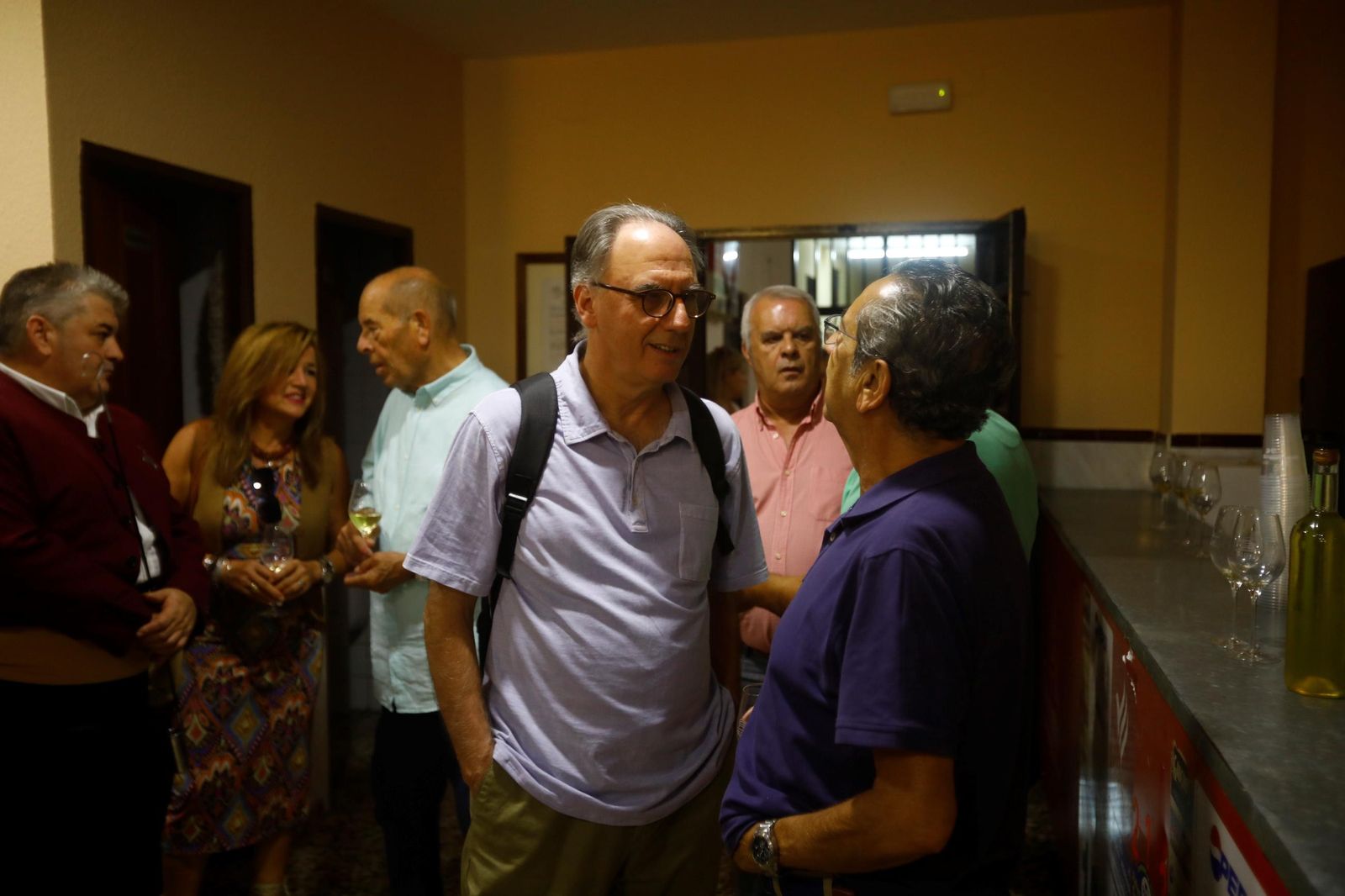 El perol de exconcejales de Córdoba contra la crispación política, en imágenes