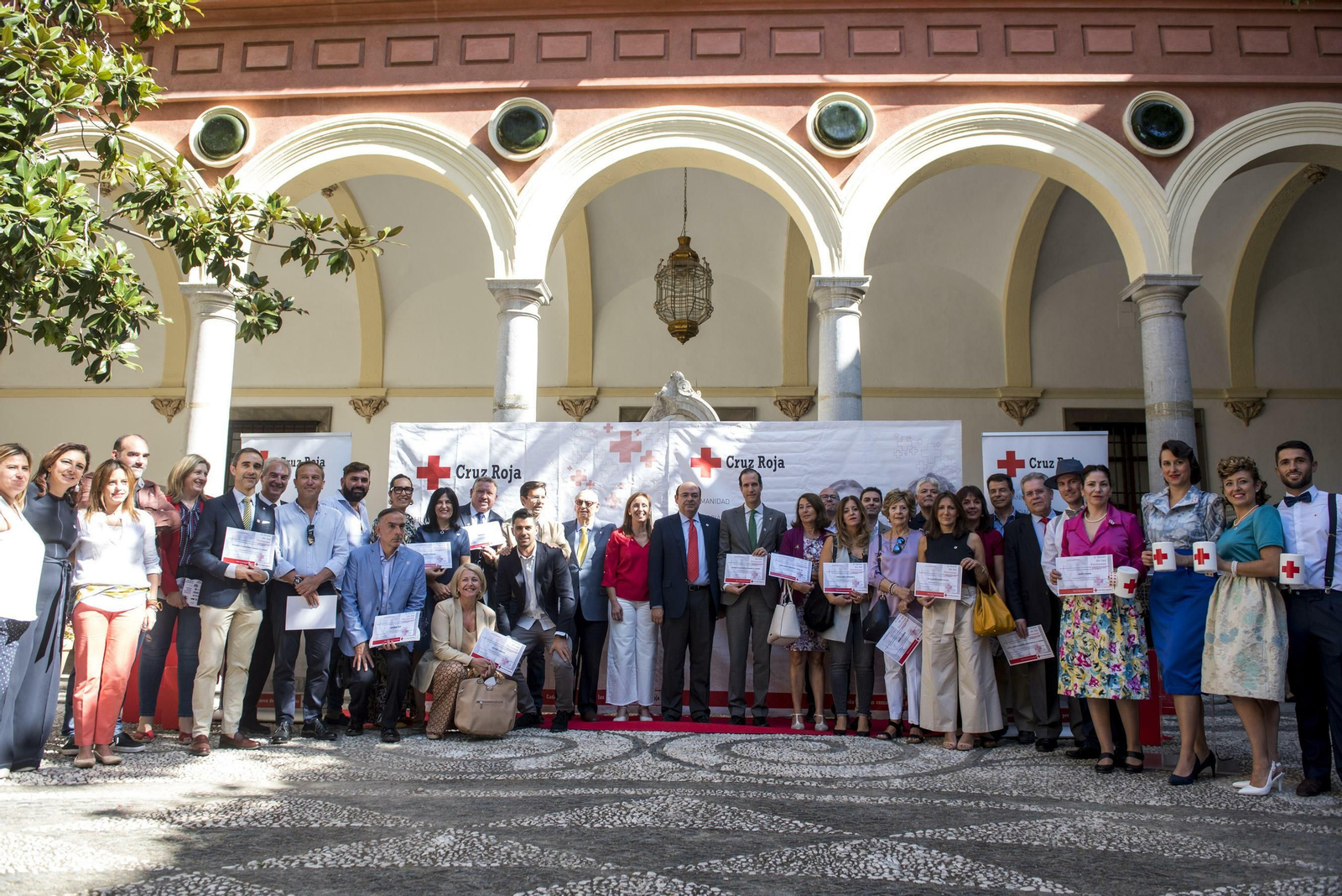Granada, con el Día de la Banderita