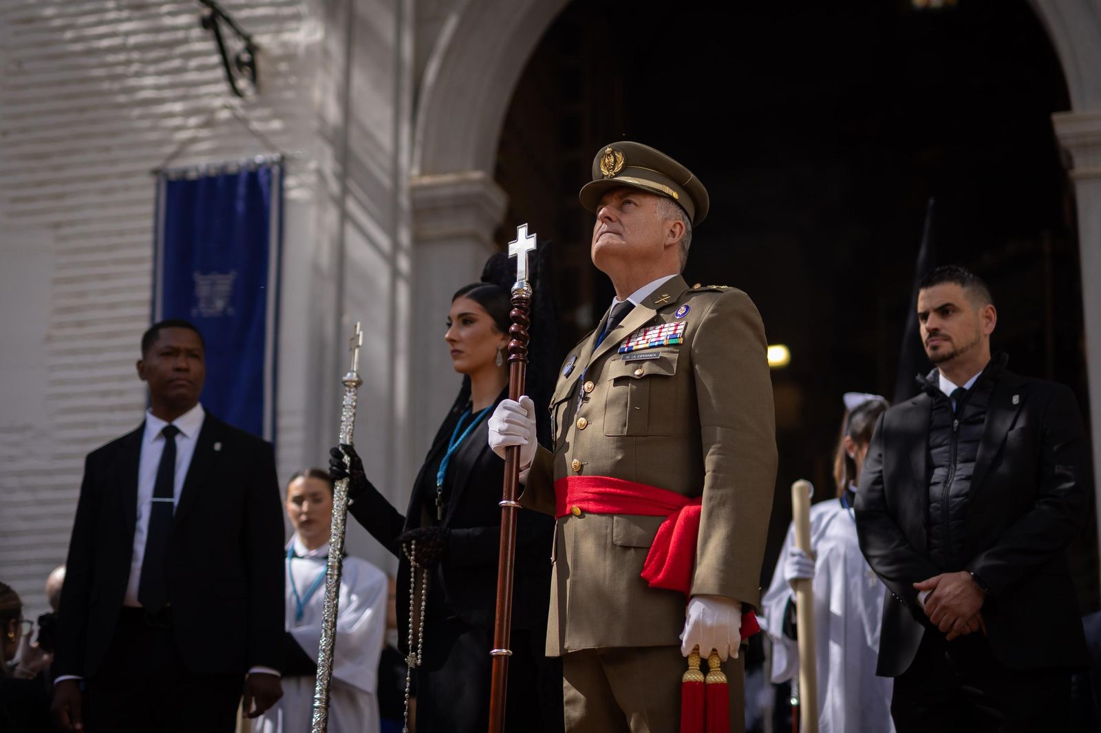 Así vivió Granada la salida de la Hermandad de la Concepción 2025