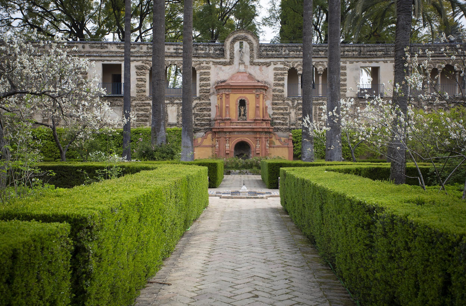 Coronavirus: Un paseo por los Reales Alcázares de Sevilla