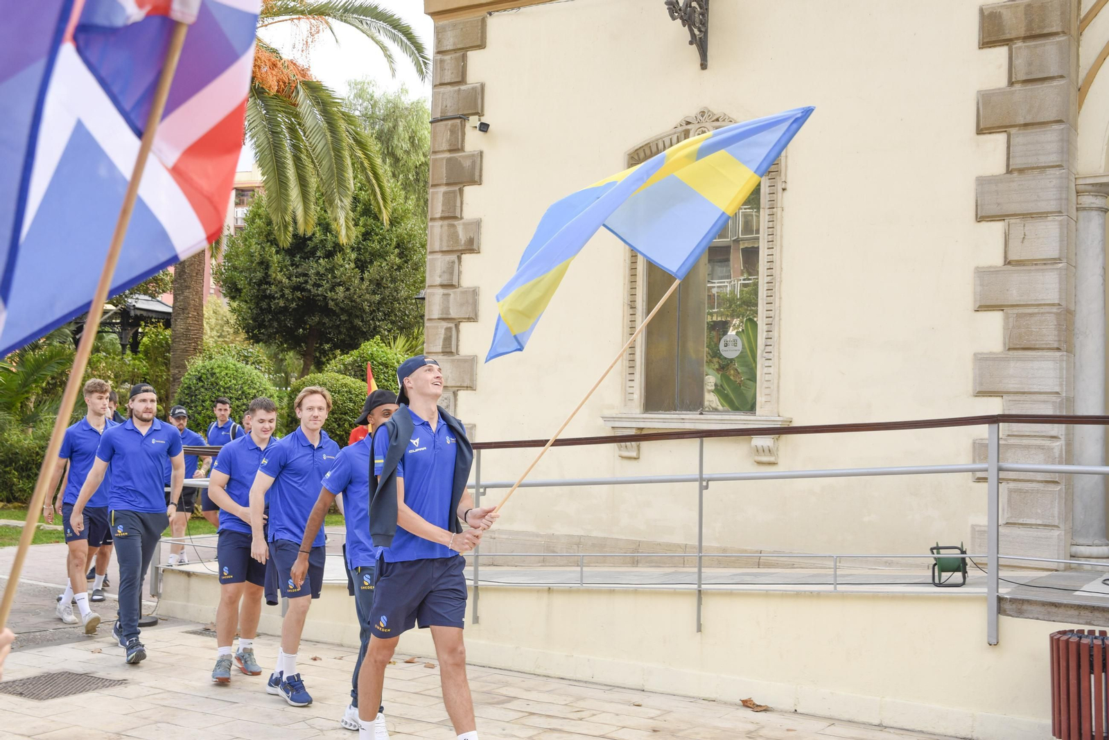 Las fotos del desfile de banderas de las selecciones participantes en el FIP Euro Pádel Cup de La Línea