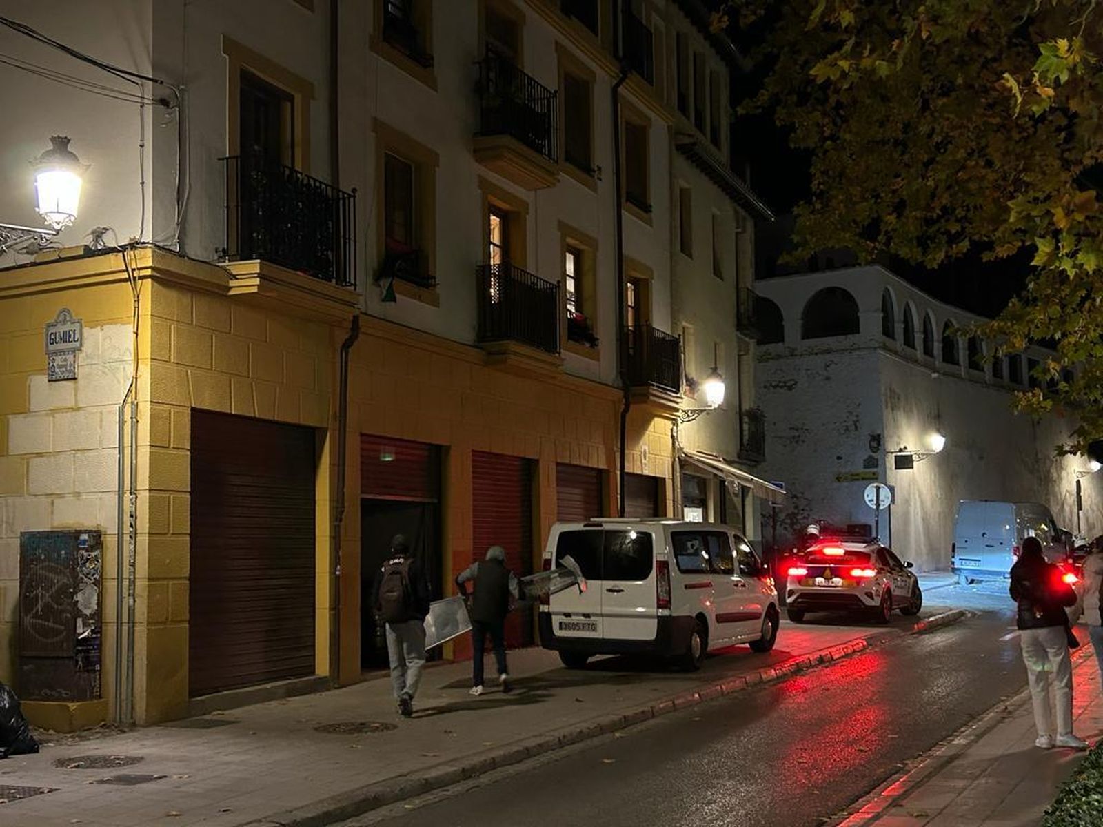 Coche de Policía en Carrera del Darro.