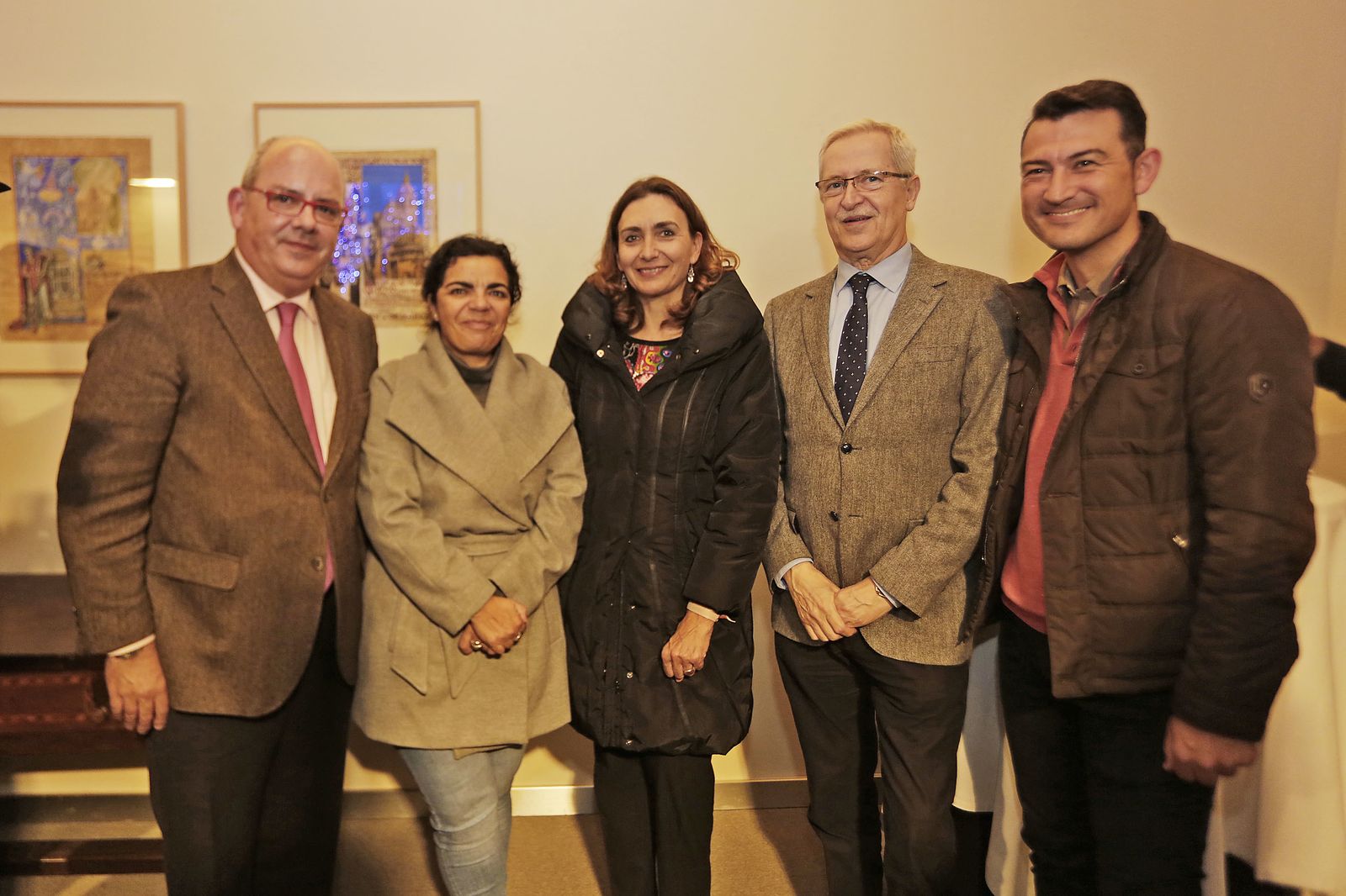 El presidente de los empresarios de la provincia, Javier Sánchez Rojas, con Rosa Mellado, Carmen Romero, el vicerrector de Investigación de la UCA, Javier Pérez y Antonio Medina.