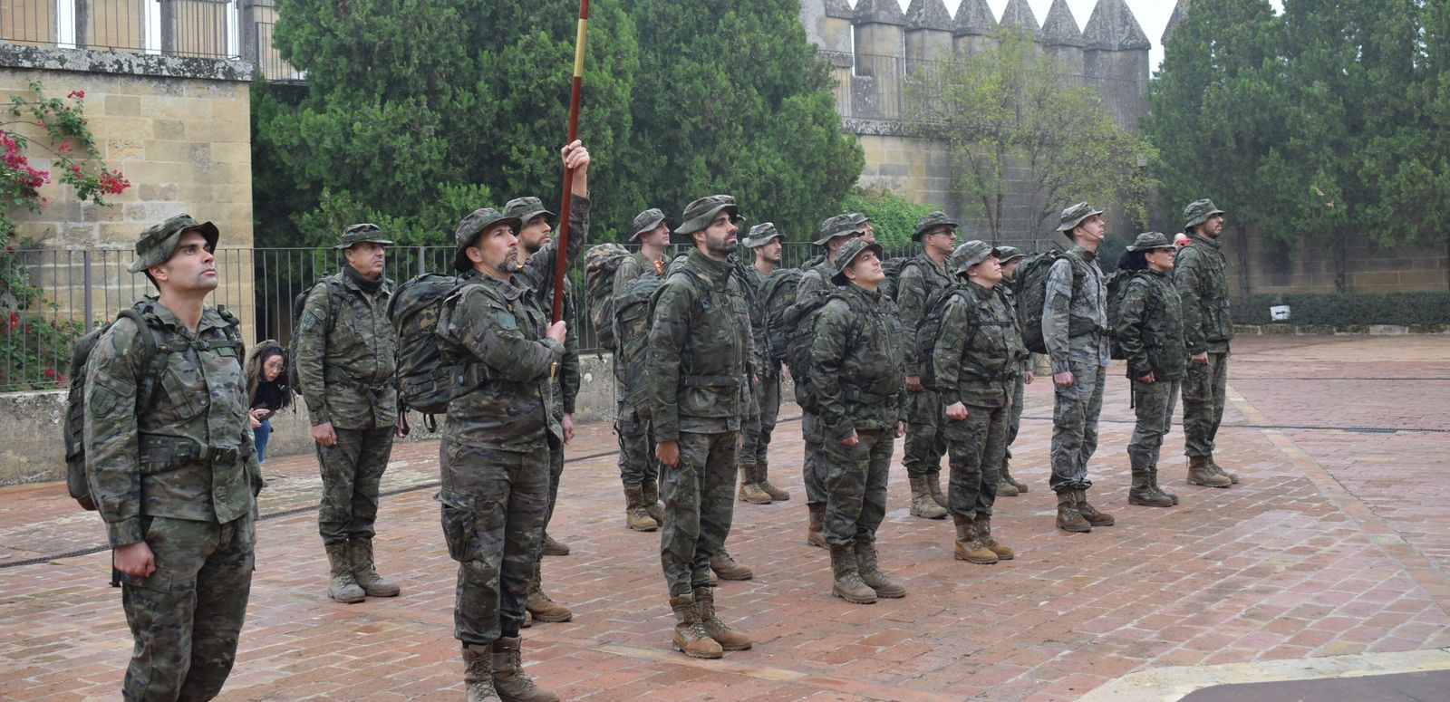 El Batallón de Transmisiones III/22, en el Castillo de Almodóvar.