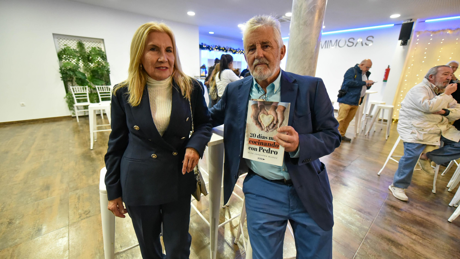 La presentación de libro ' 20 días más cocinando con Pedro' de Olga Junquera  Muñoz, en imágenes
