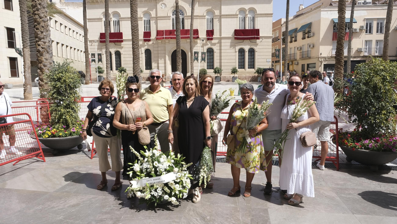 Ofrenda floral a la Virgen del Mar en la Feria de Almería 2024, en imágenes