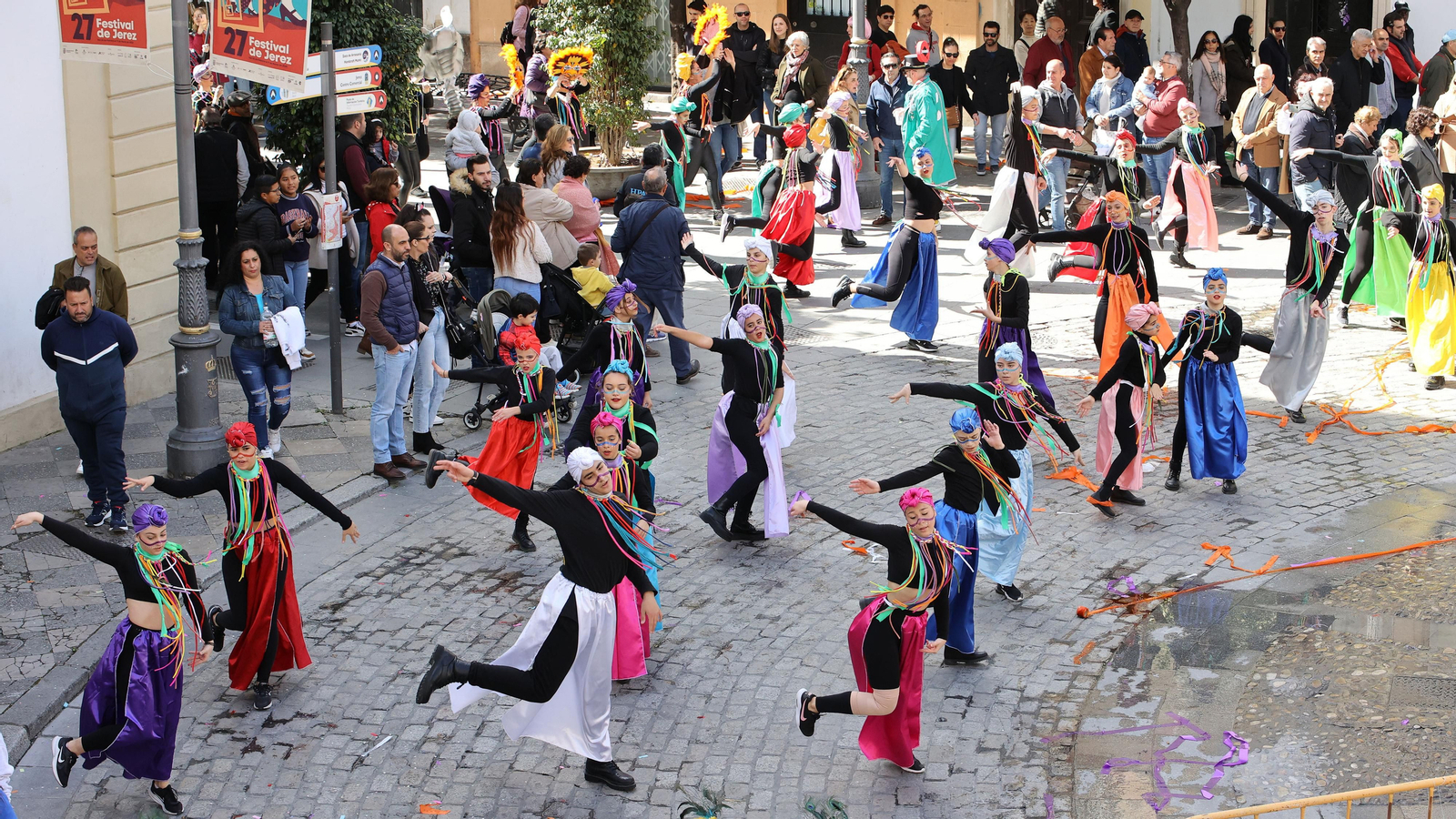 Pasacalles por el Carnaval en Jerez