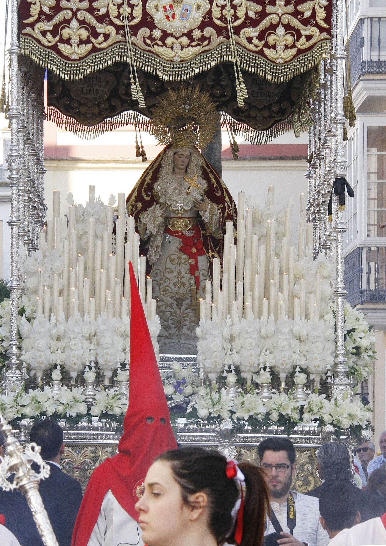 Nuestra Señora de La Piedad.
