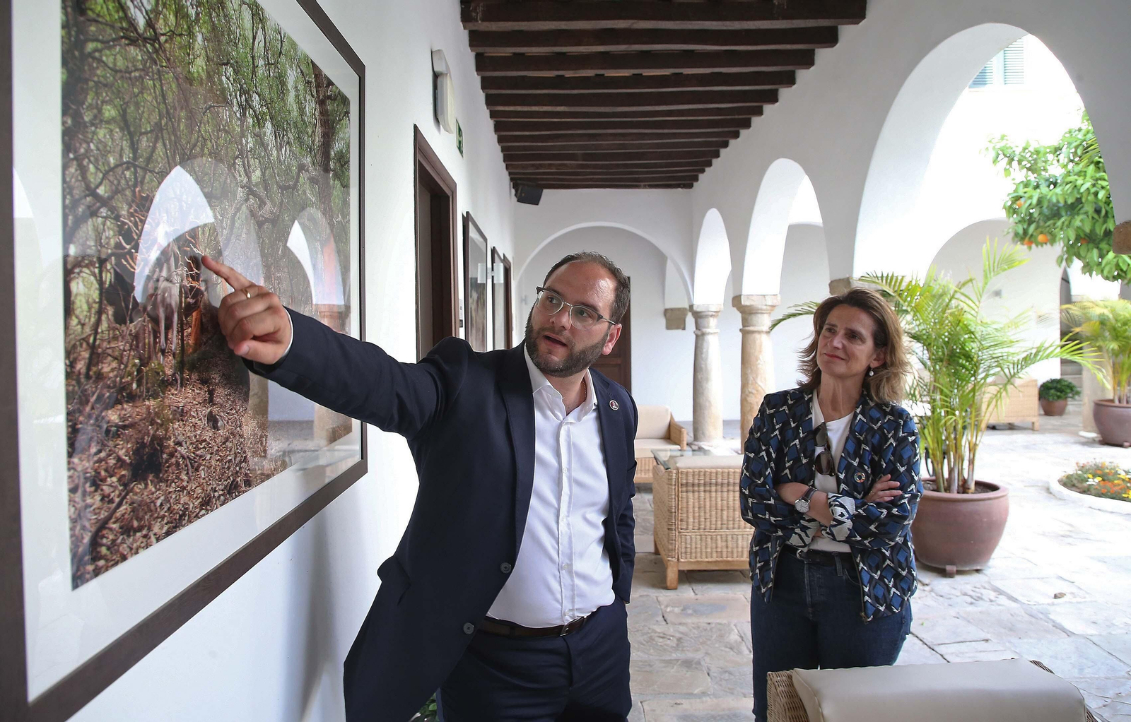 Visita de Teresa Ribera a la finca La Almoraima