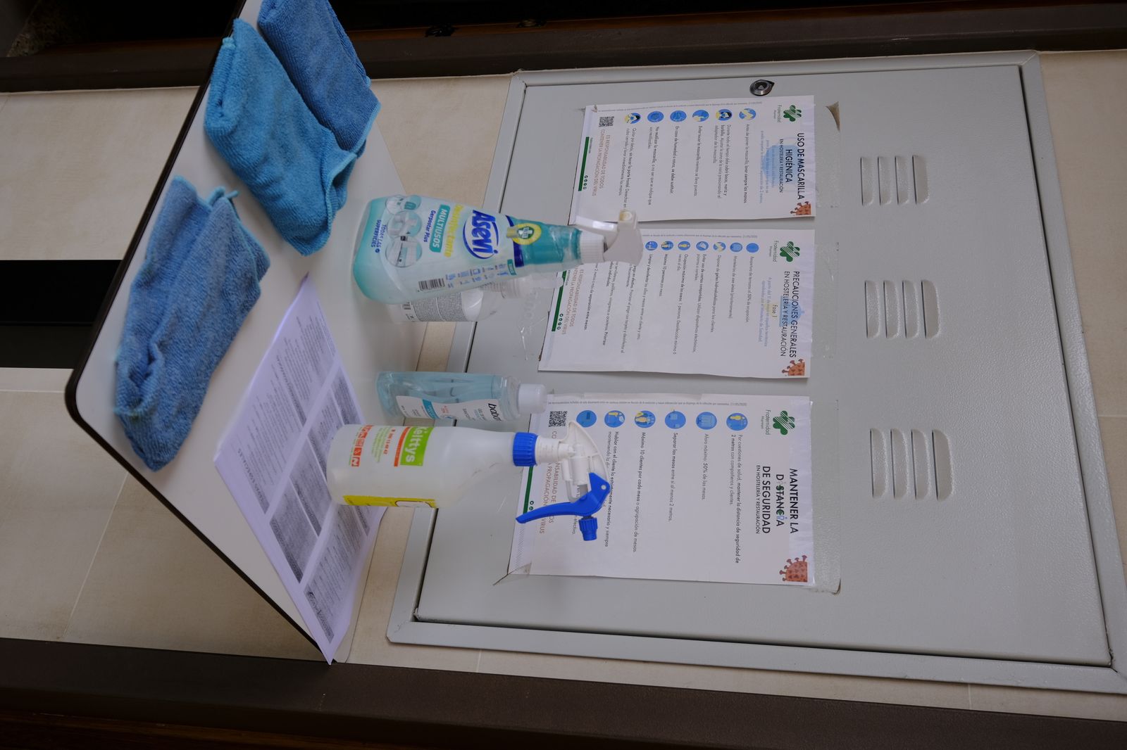 Fotogalería Bar MaRobles. Almería