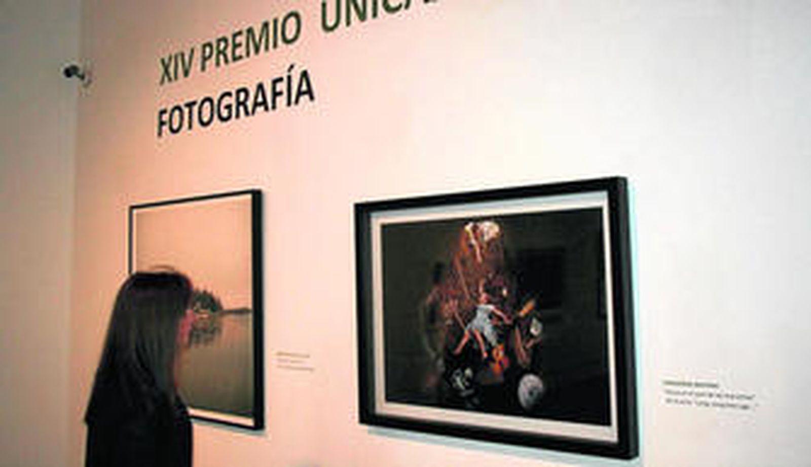 Exposición de las obras premiadas en la última Bienal de Fotografía de Unicaja, en Ronda.