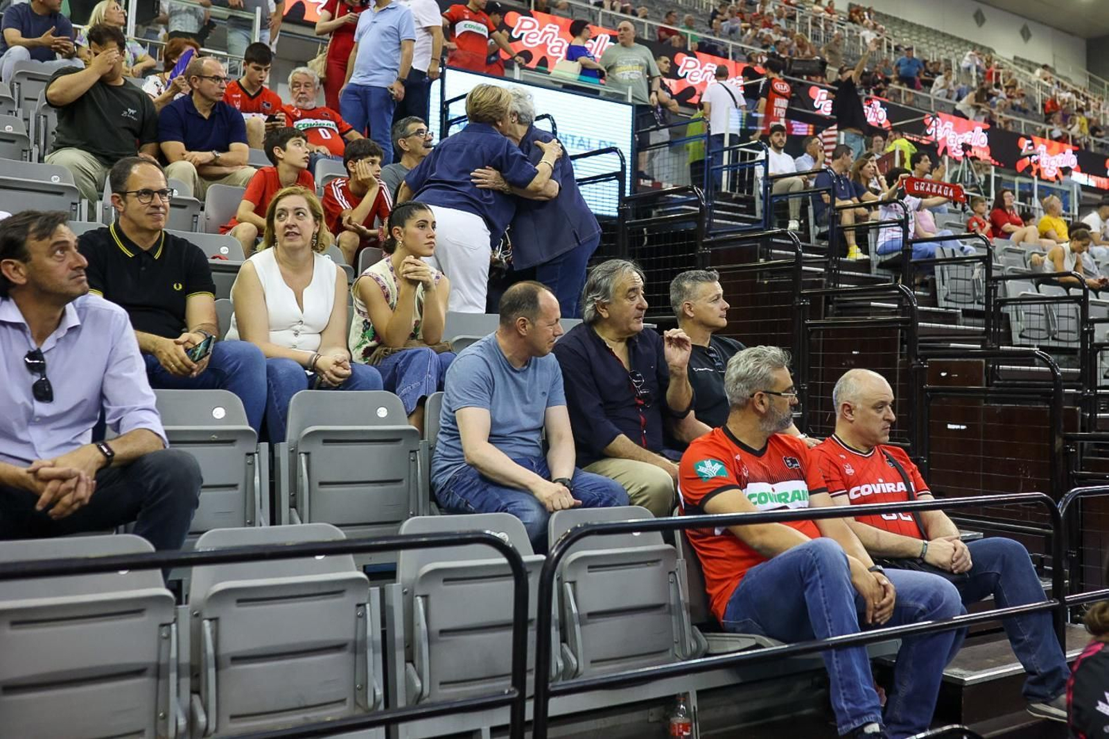 Encuéntrate en la grada del Palacio en el último partido del Covirán Granada
