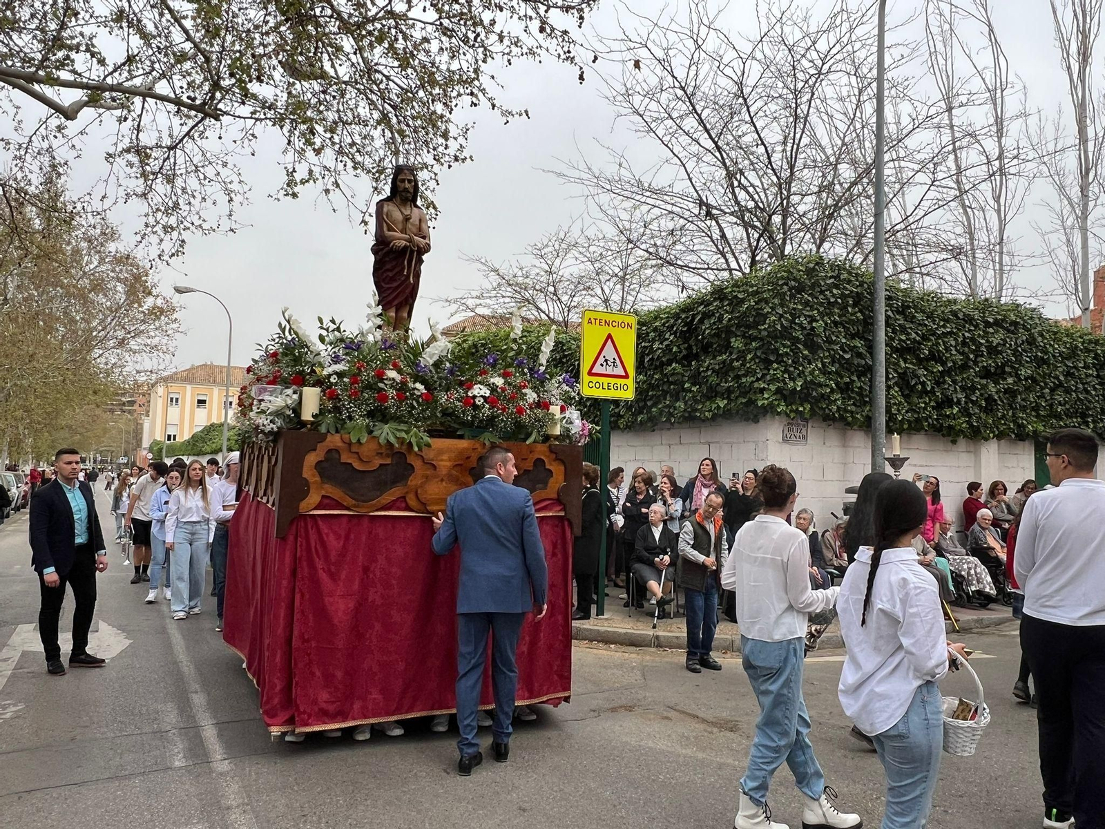 La procesión del Colegio Sagrado Corazón este viernes.
