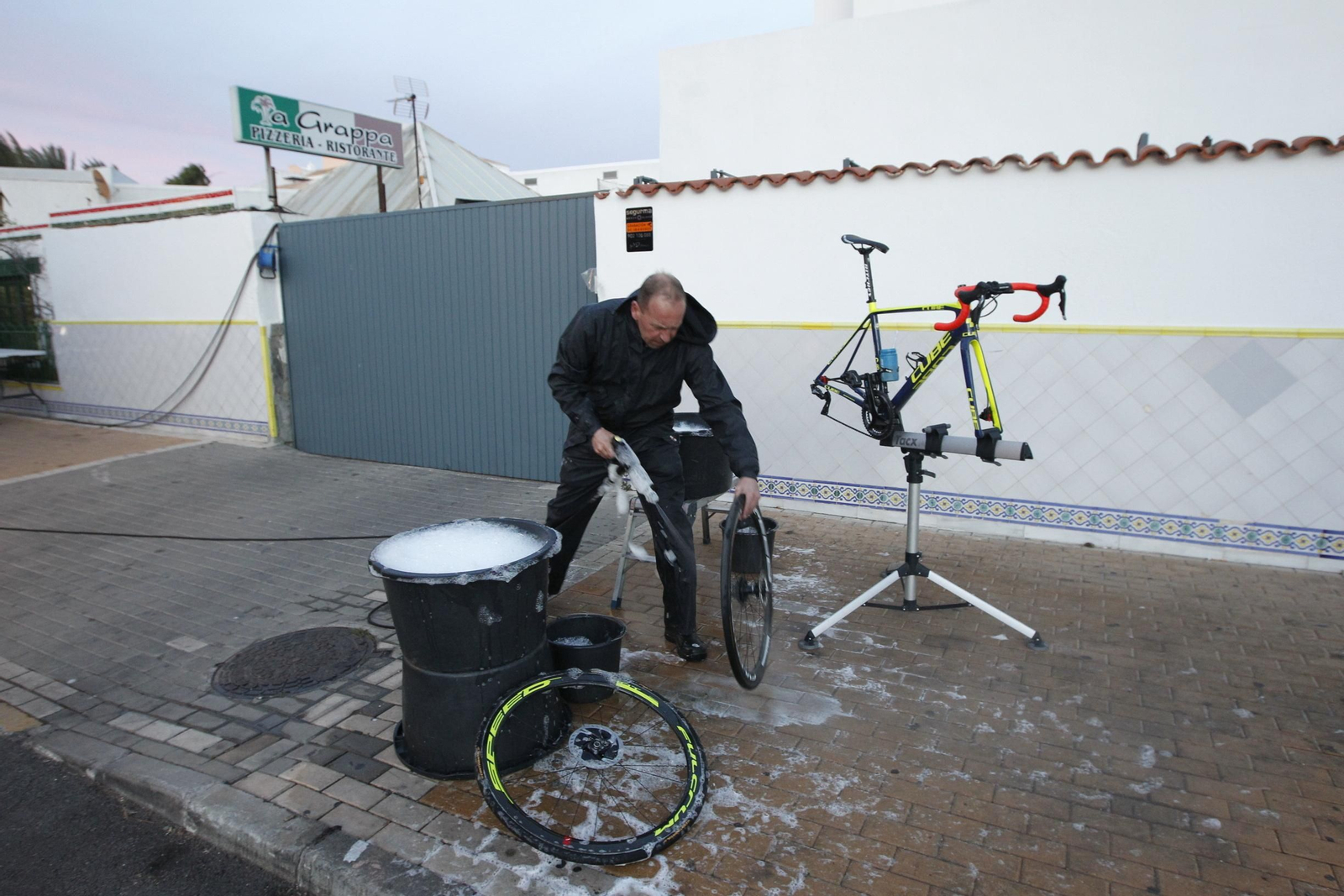 Fotogalería de la previa de la Clásica de Almería