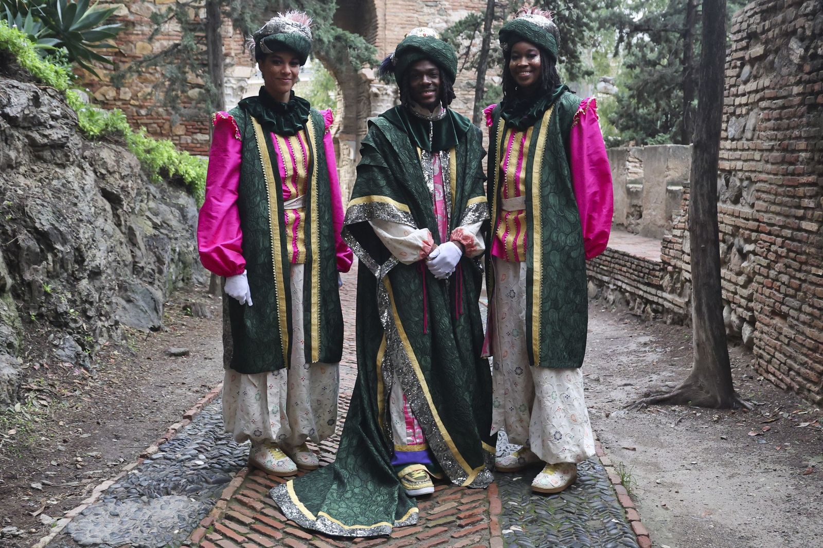 Los Reyes Magos llenan Málaga de ilusión tras la lluvia