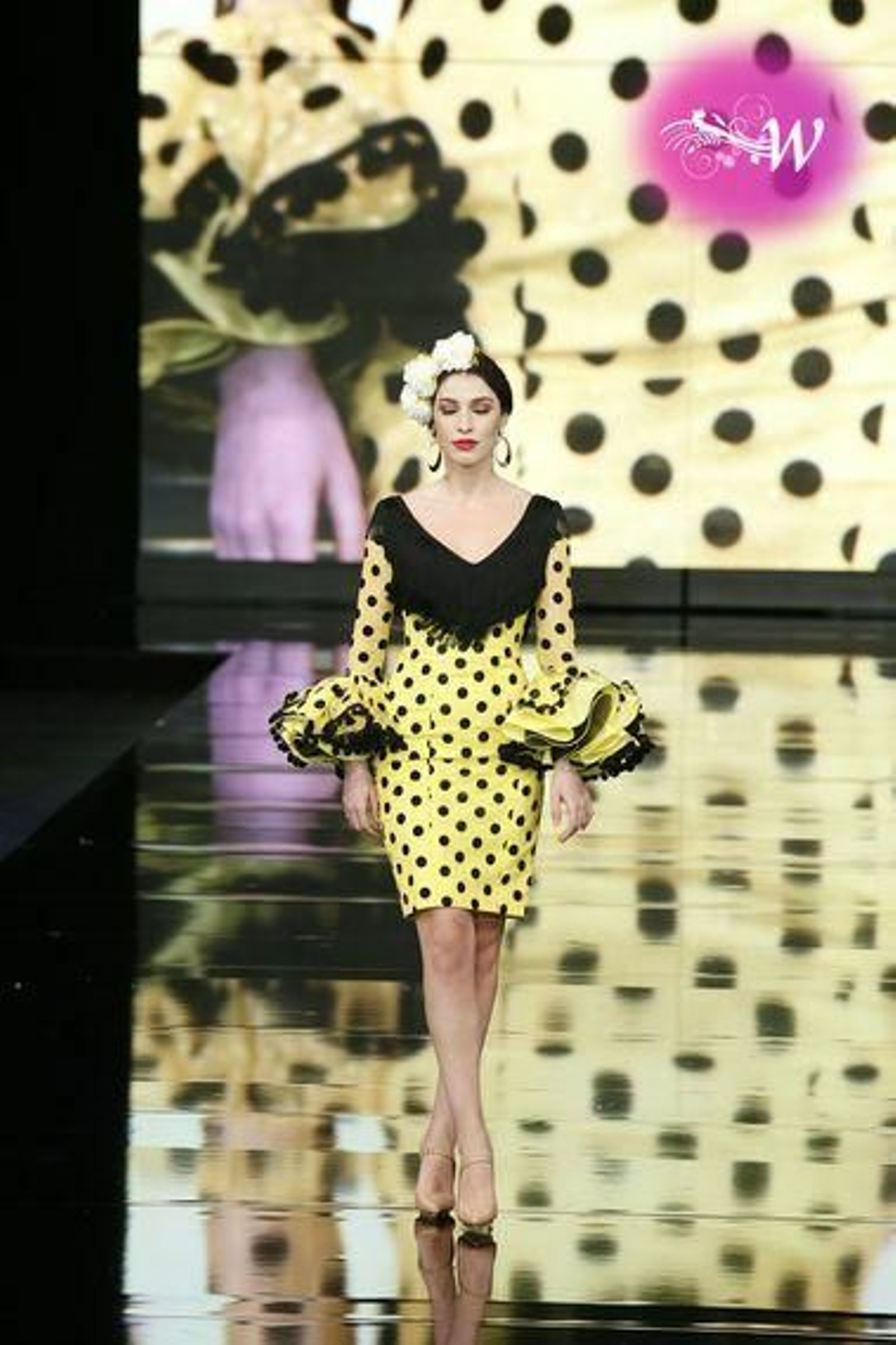 Todas las fotos del desfile de Sara Benítez en SIMOF 2020