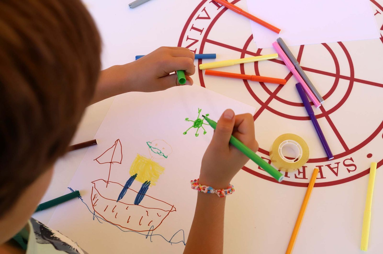 Imágenes de los talleres y actividades de La Noche Europea de los Investigadores