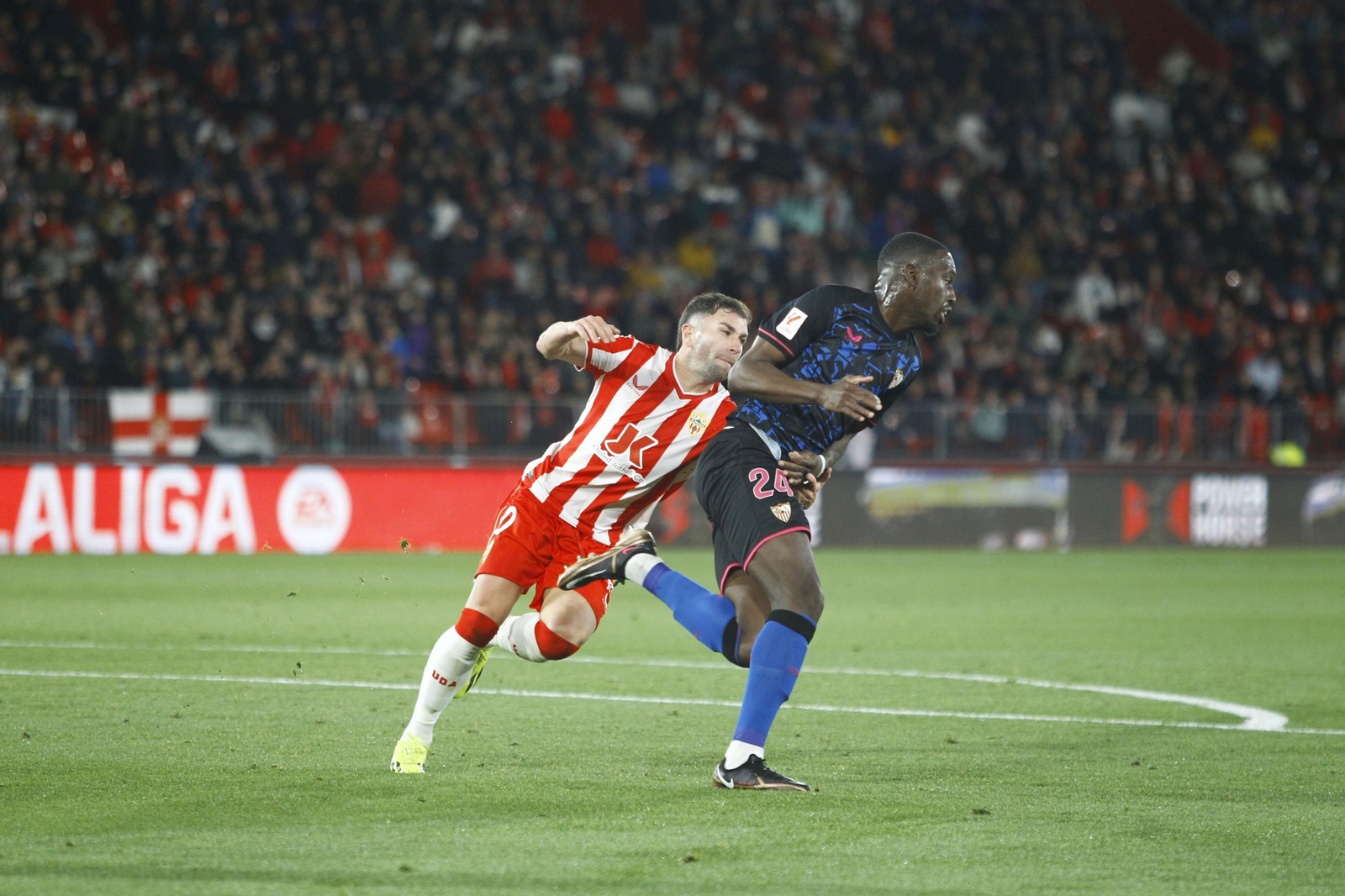 Las mejores imágenes del partido de fúbol U.D. Almería-Sevilla F.C.