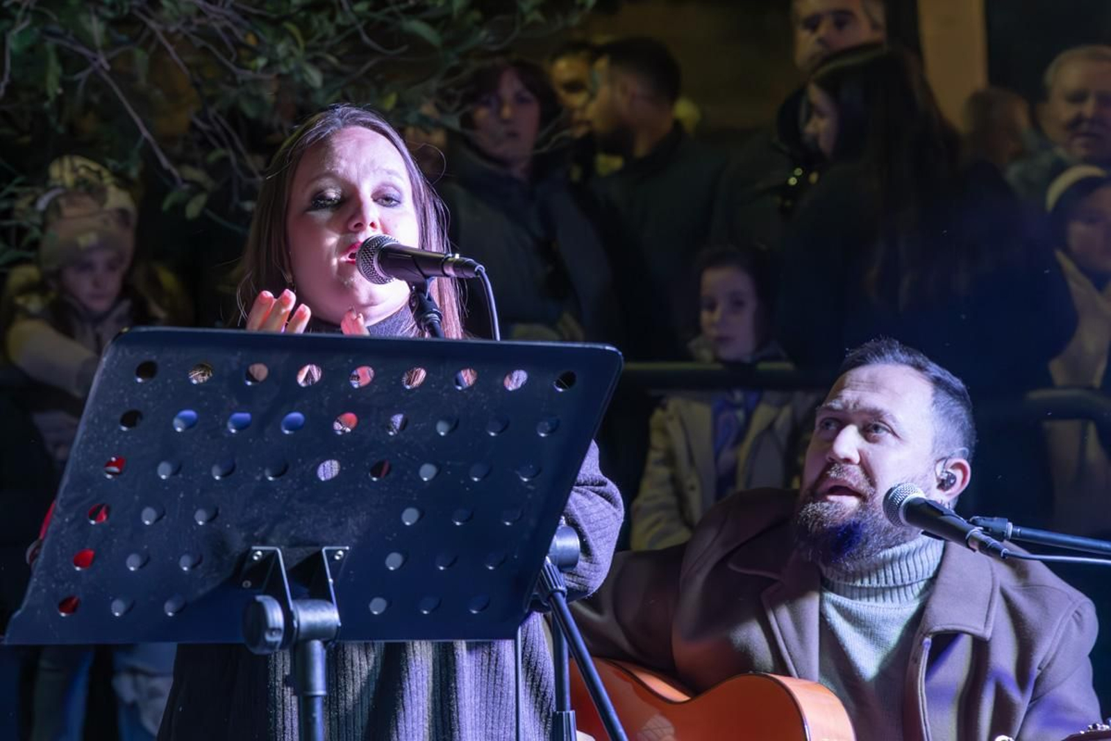 Conciertos y actuaciones en Navidad,  "Son de Vida" y  zambomba navideña "Raíz y Compás"