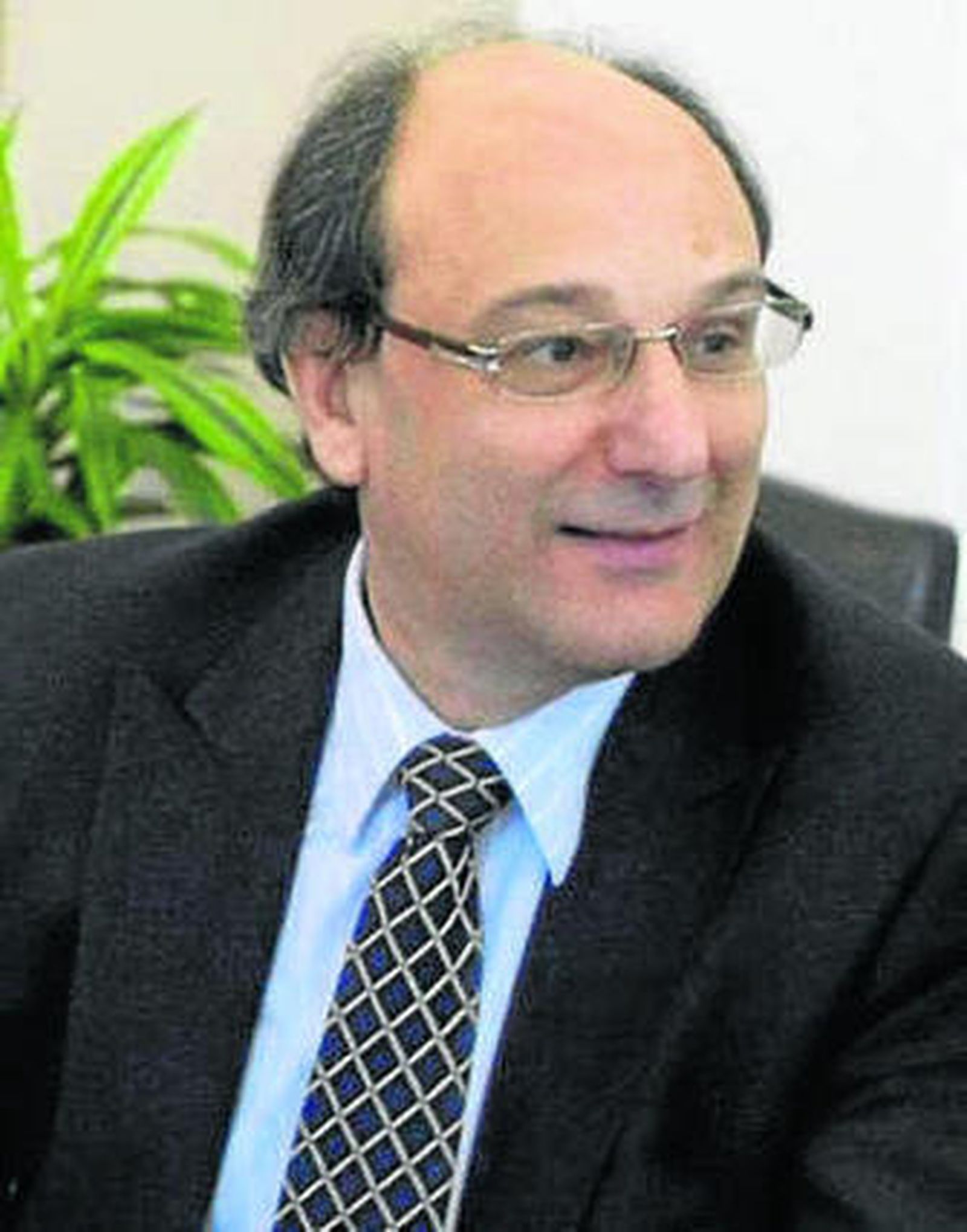 Peter Caruana.