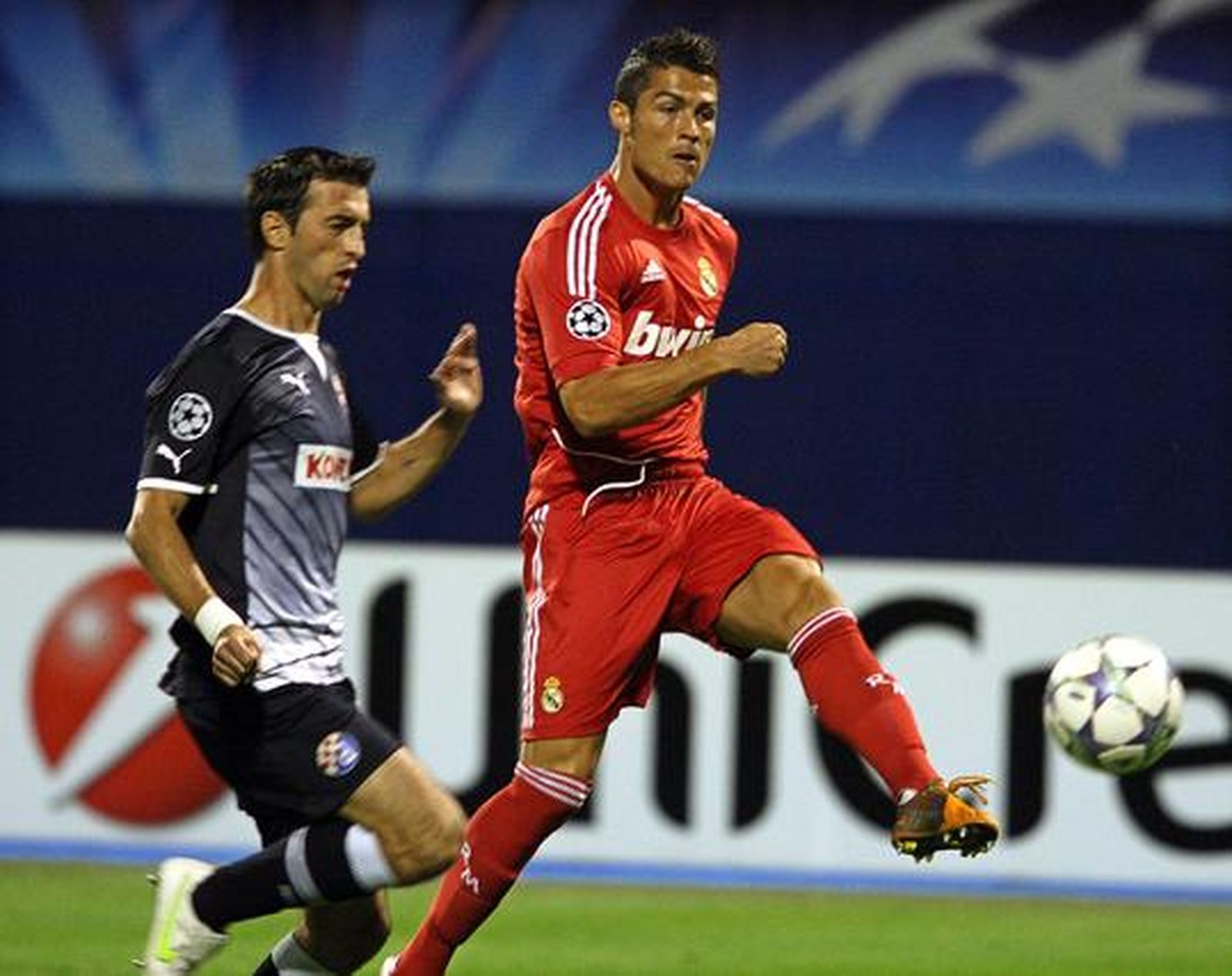 El Real Madrid venció con un tanto de Di María al Dinamo de Zagreb en su debut en Liga de Campeones.

Foto: EFE