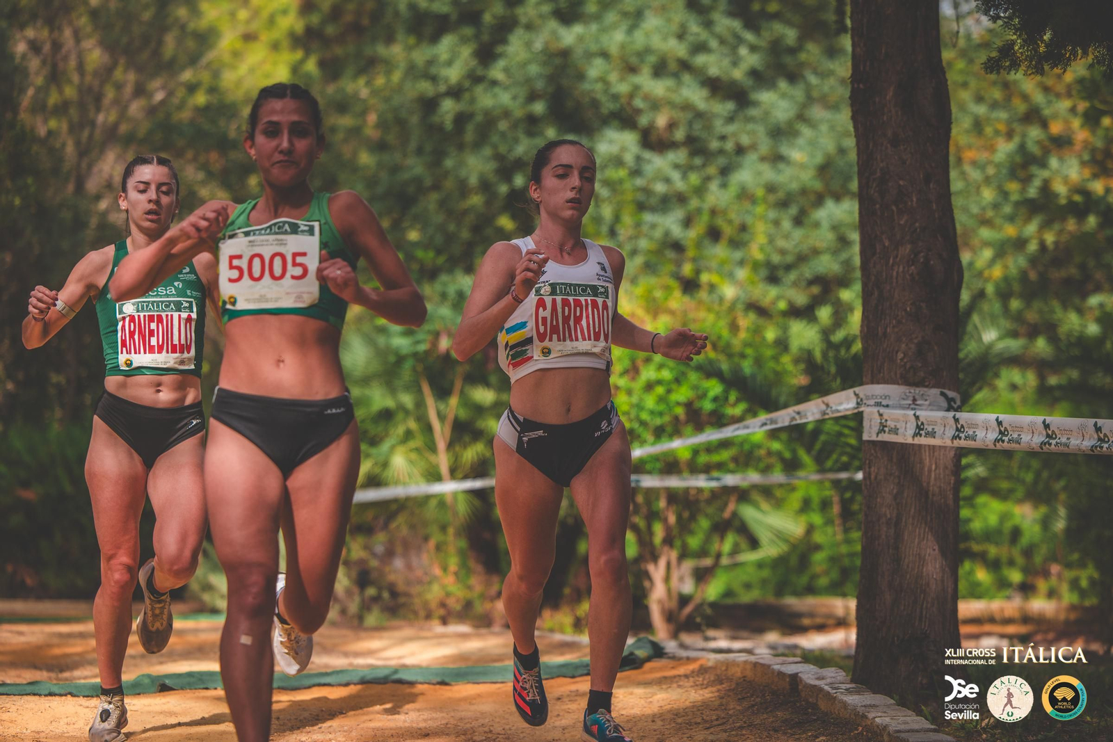 Búscate en las fotos del Cross de Itálica 2025 | 11