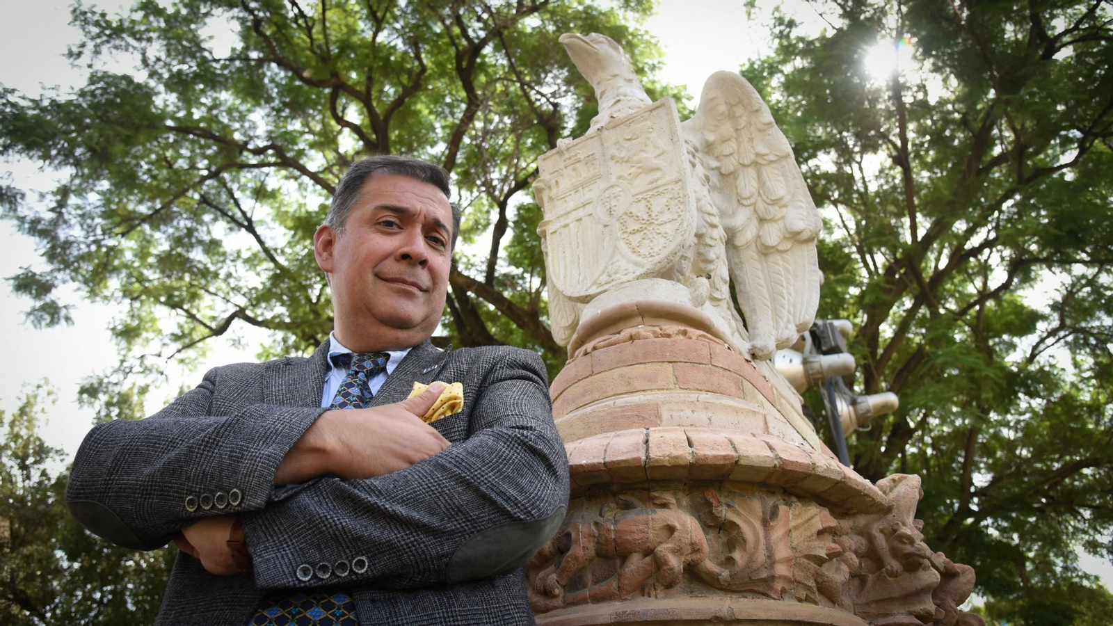 Luis Eduardo Andrades, en el Pabellón Real de la Plaza de América.