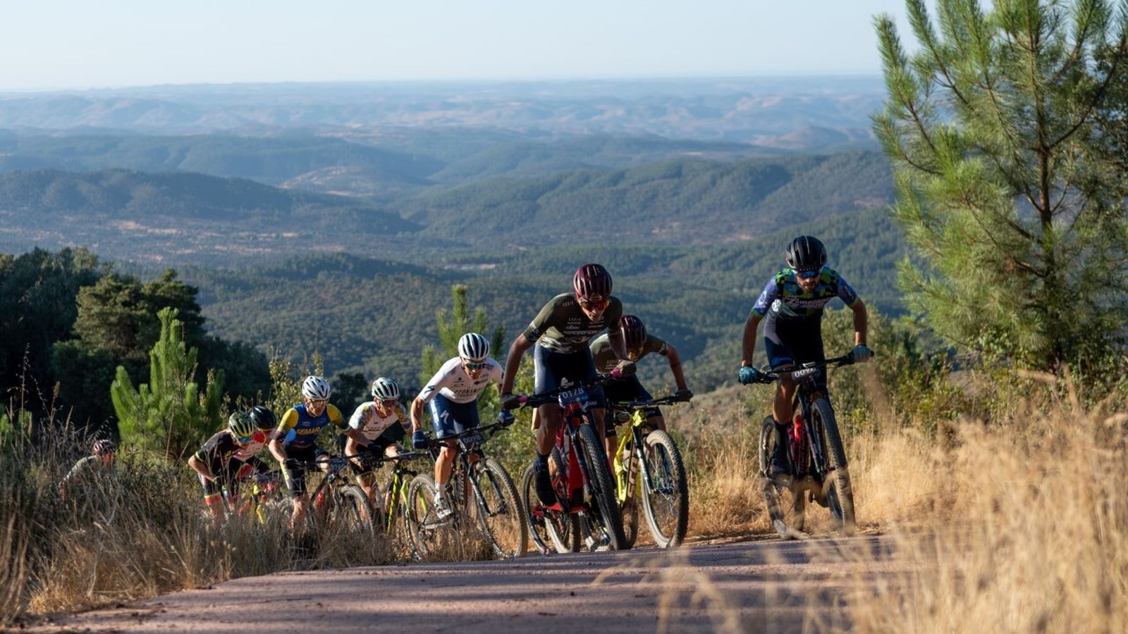 La prueba trascurrió por bellos parajes de la Sierra.