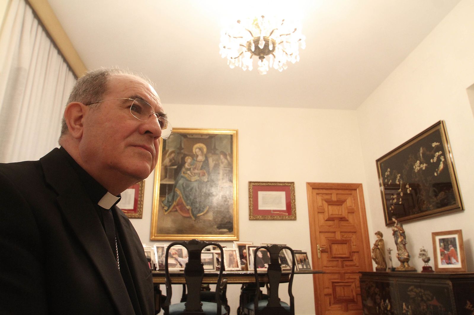 Monseñor Asenjo.