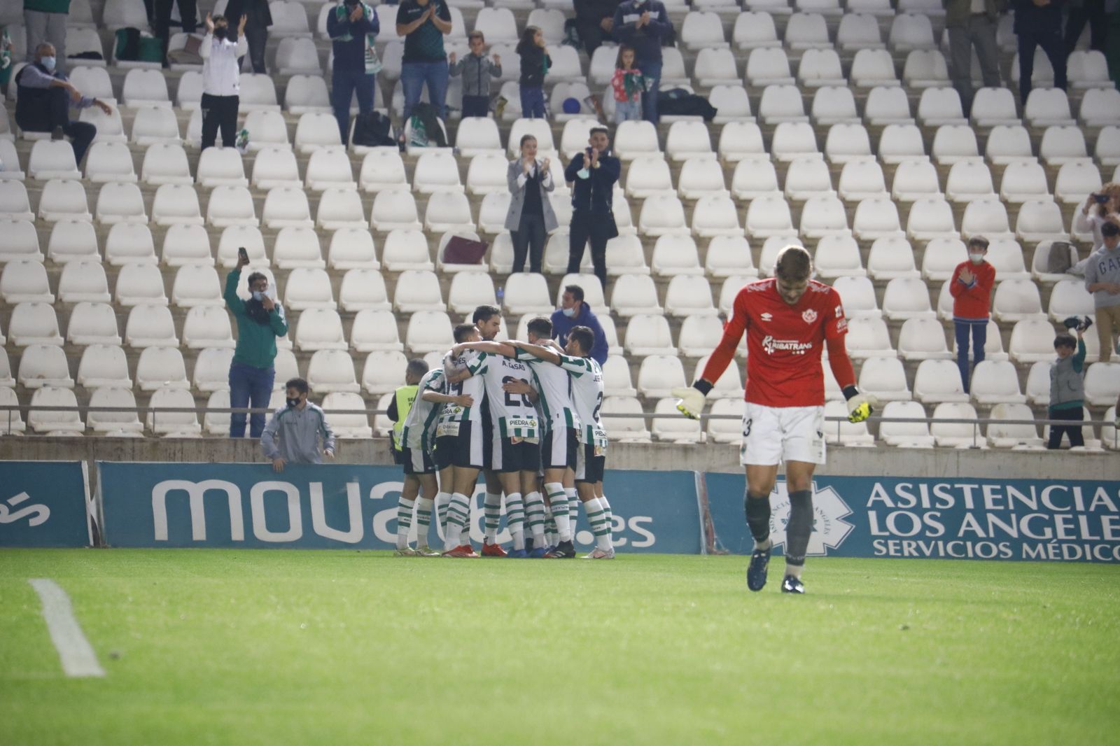 La victoria del Córdoba CF ante el Cacereño, en imágenes