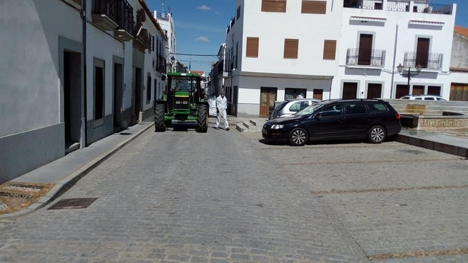 Tareas de desinfección en Añora contra el coronavirus en marzo del año pasado.